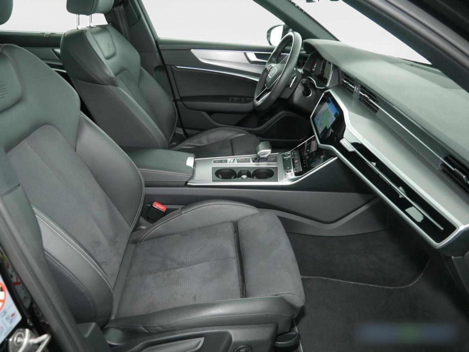 Audi A6 Avant 40 TDI quattro S Line - Samsaru's Car Outlet