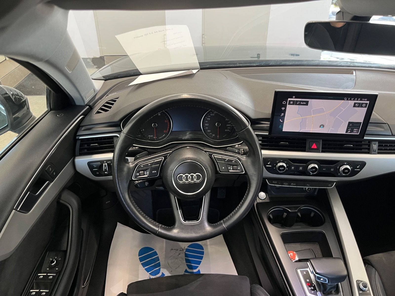 Audi A4 50 TDI quattro S-Line B&O*NAVI*LED*AHK*8-fach