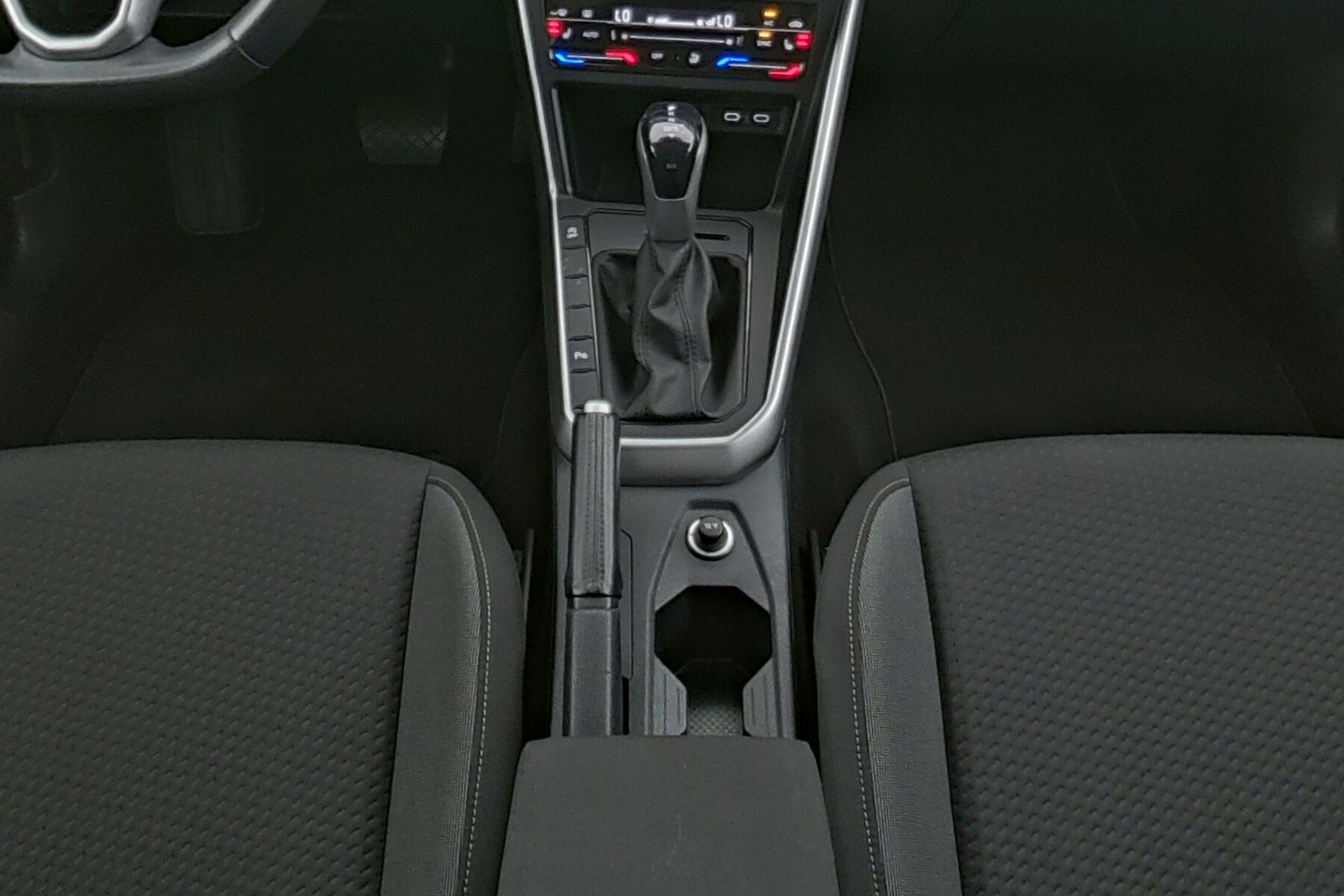 Volkswagen Taigo 1.0 TSI Life - Samsaru's Car Outlet