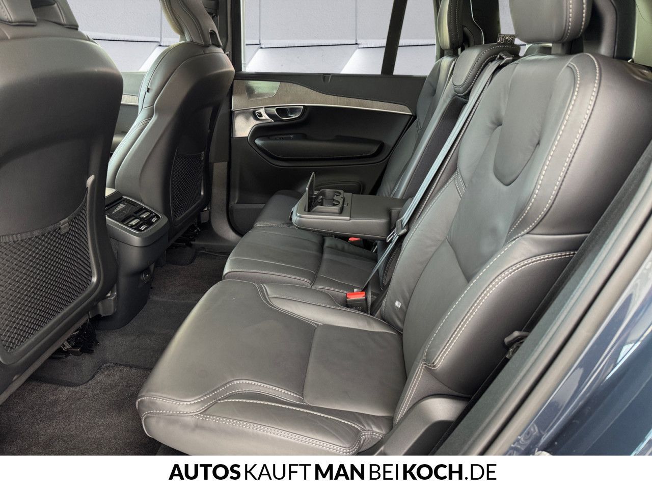 Volvo XC90 B6 AWD Ultimate Dark HIGH-END StandHzg