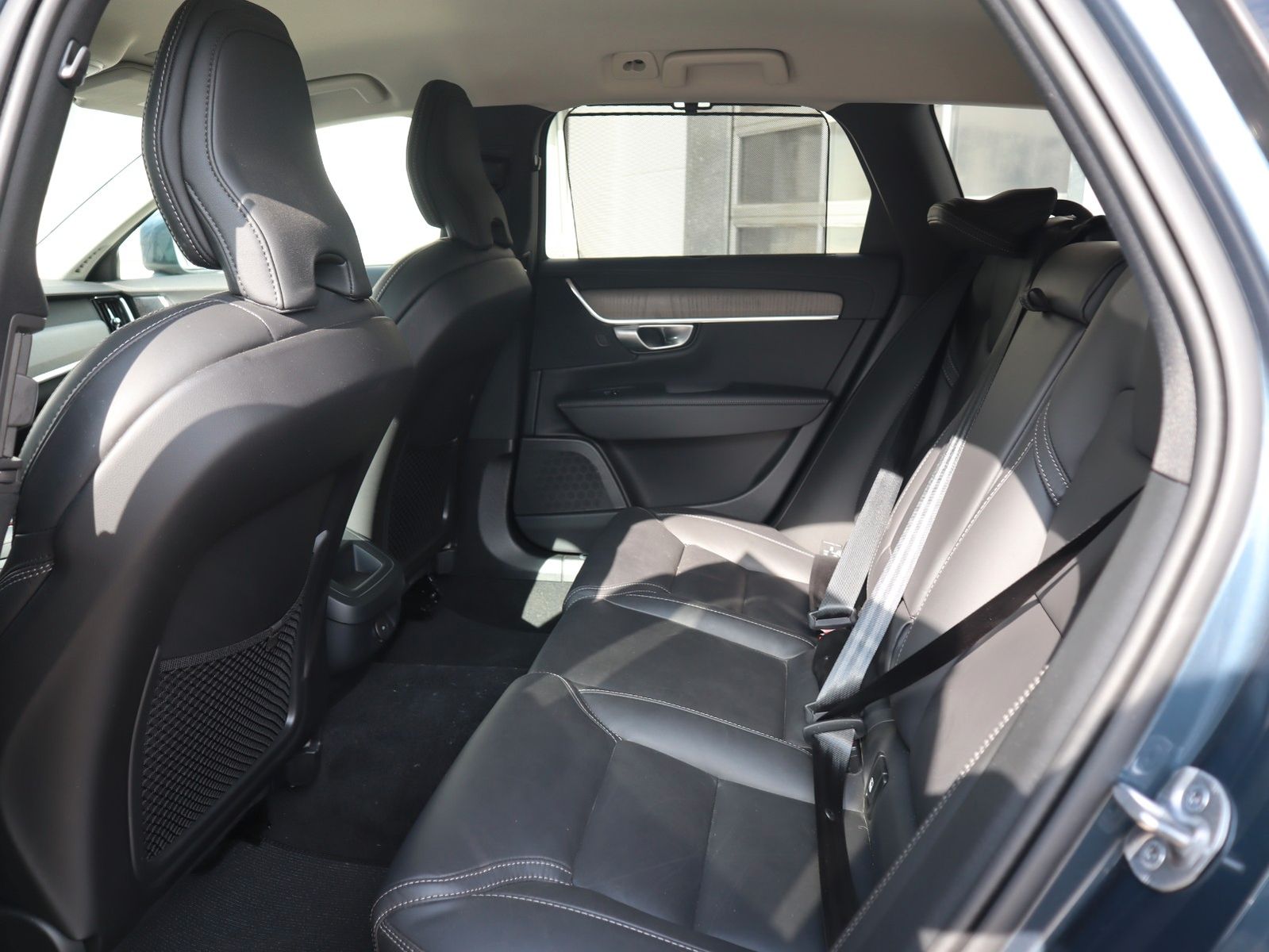 Volvo V90 Cross Country Plus B5 AWD*Standh*AHK*360°