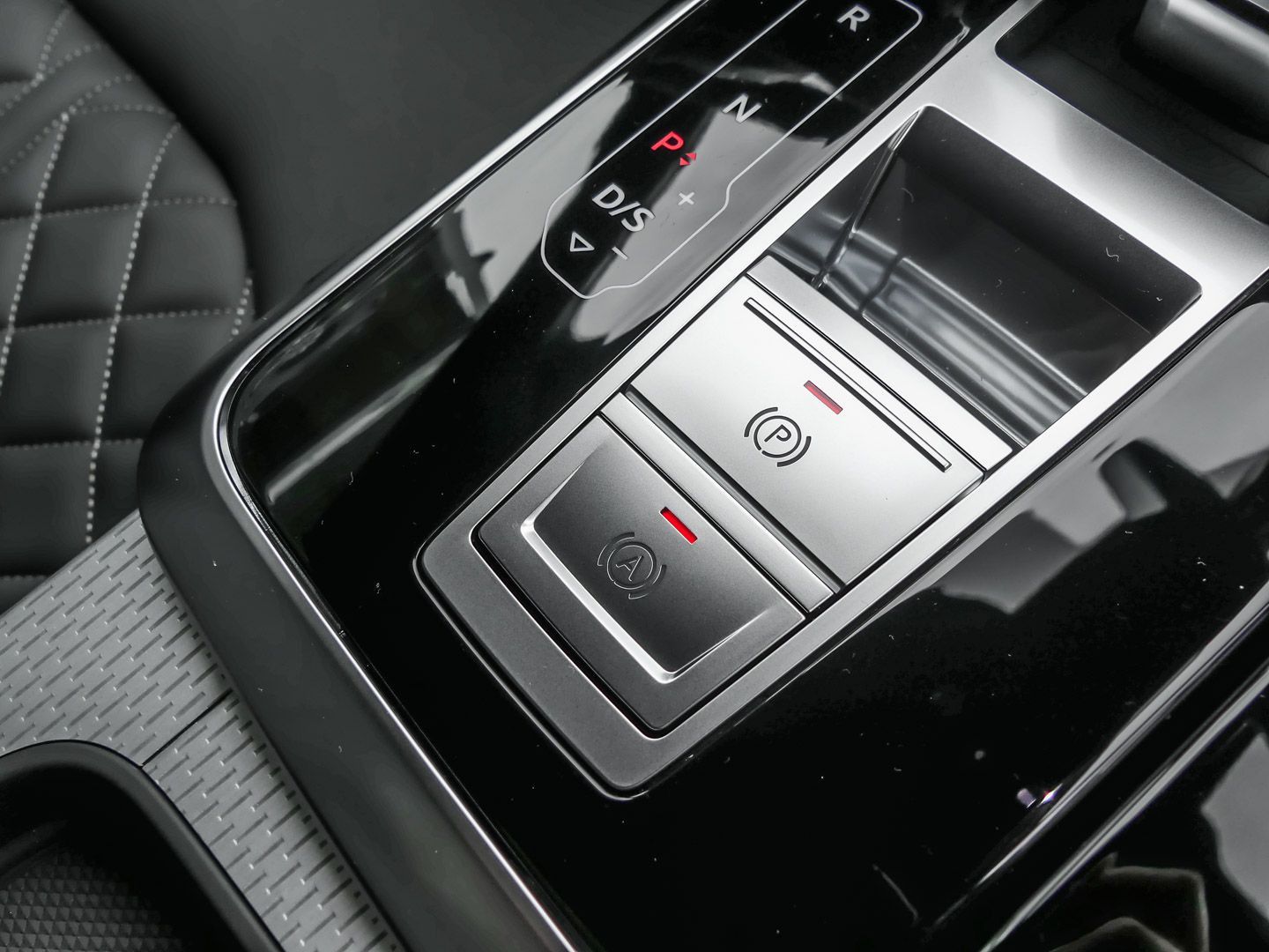 Audi Q7 50 TDI quattro S line +BANG&OLUFSEN+AHK+PANO