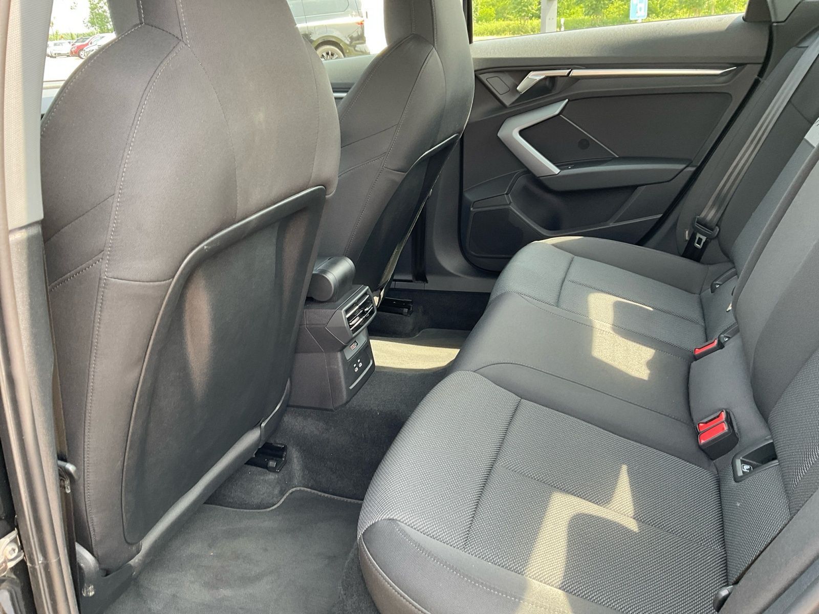 Audi A3 Limousine 35 TFSI advanced - Samsaru's Car Outlet