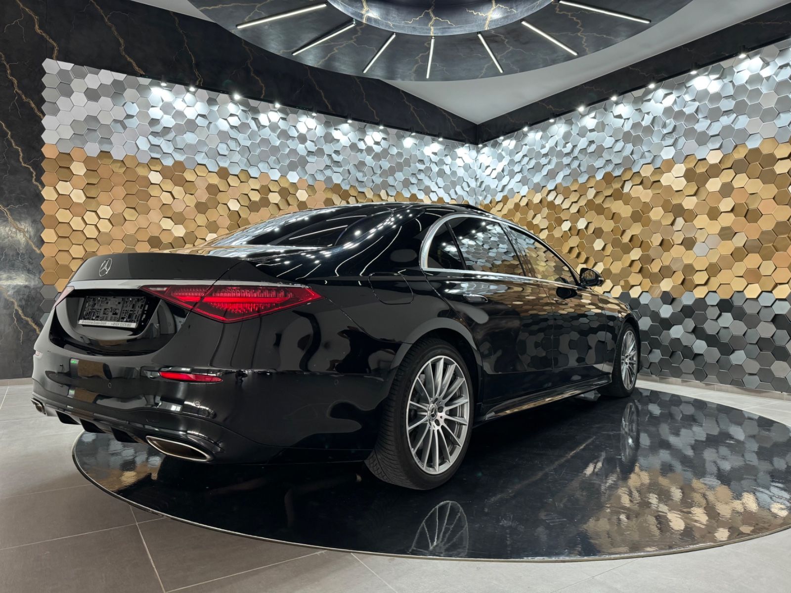 Mercedes-Benz S 580 4M Lang - Samsaru's Car Outlet