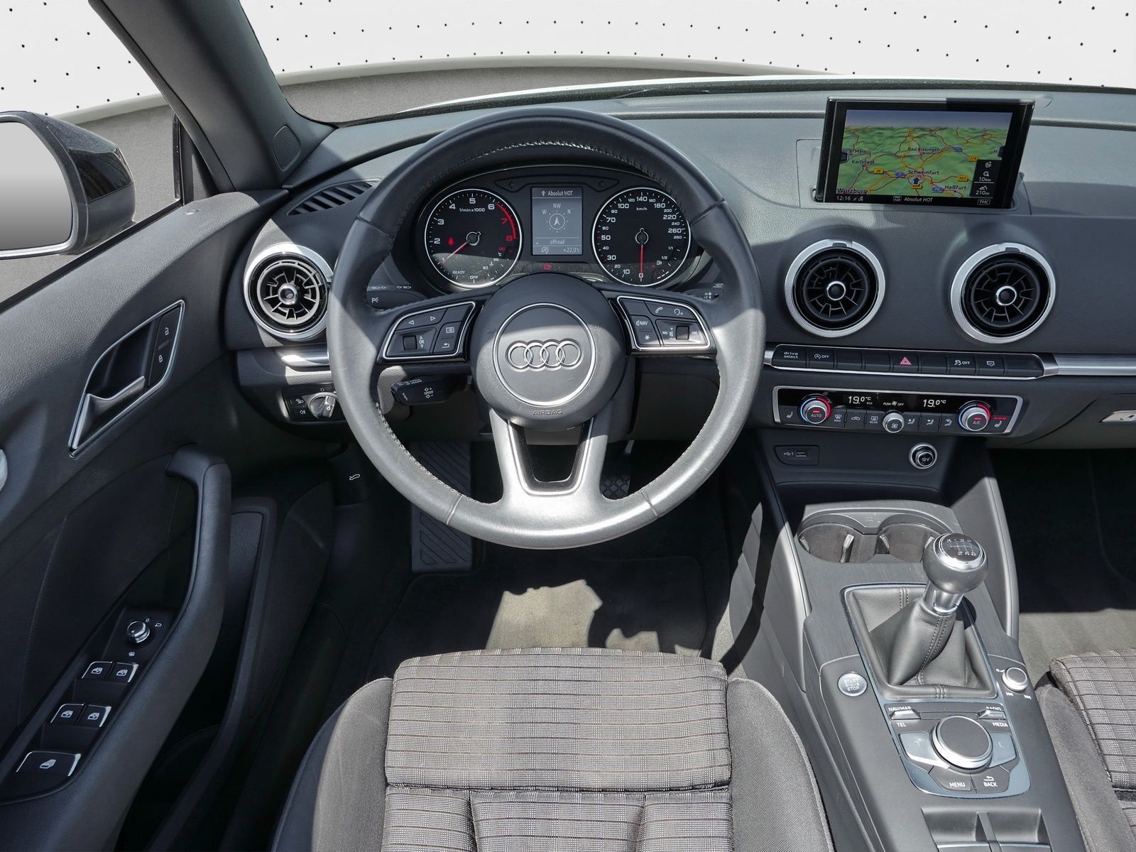 Audi A3 Cabriolet 35 TFSI S line - Samsaru's Car Outlet