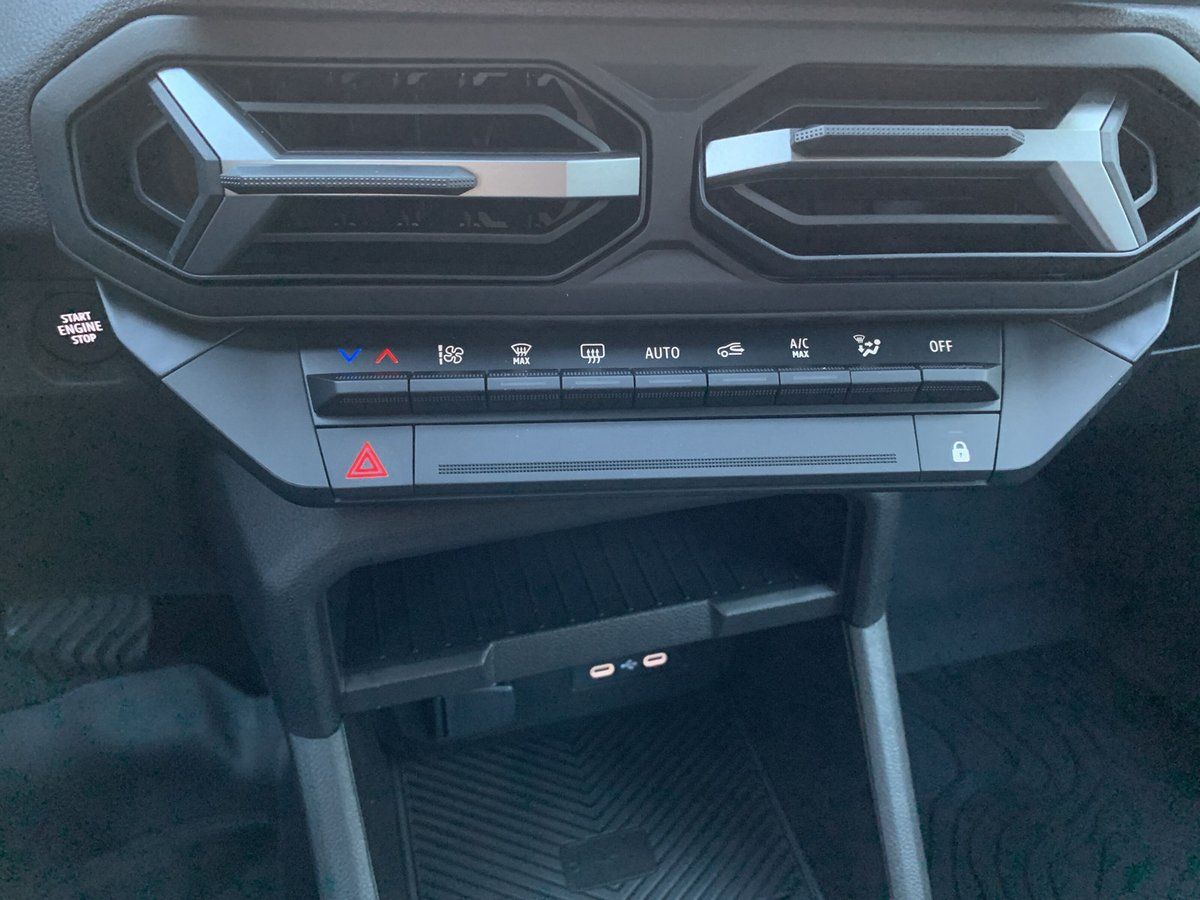 Dacia Duster HYBRID 140 - Samsaru's Car Outlet