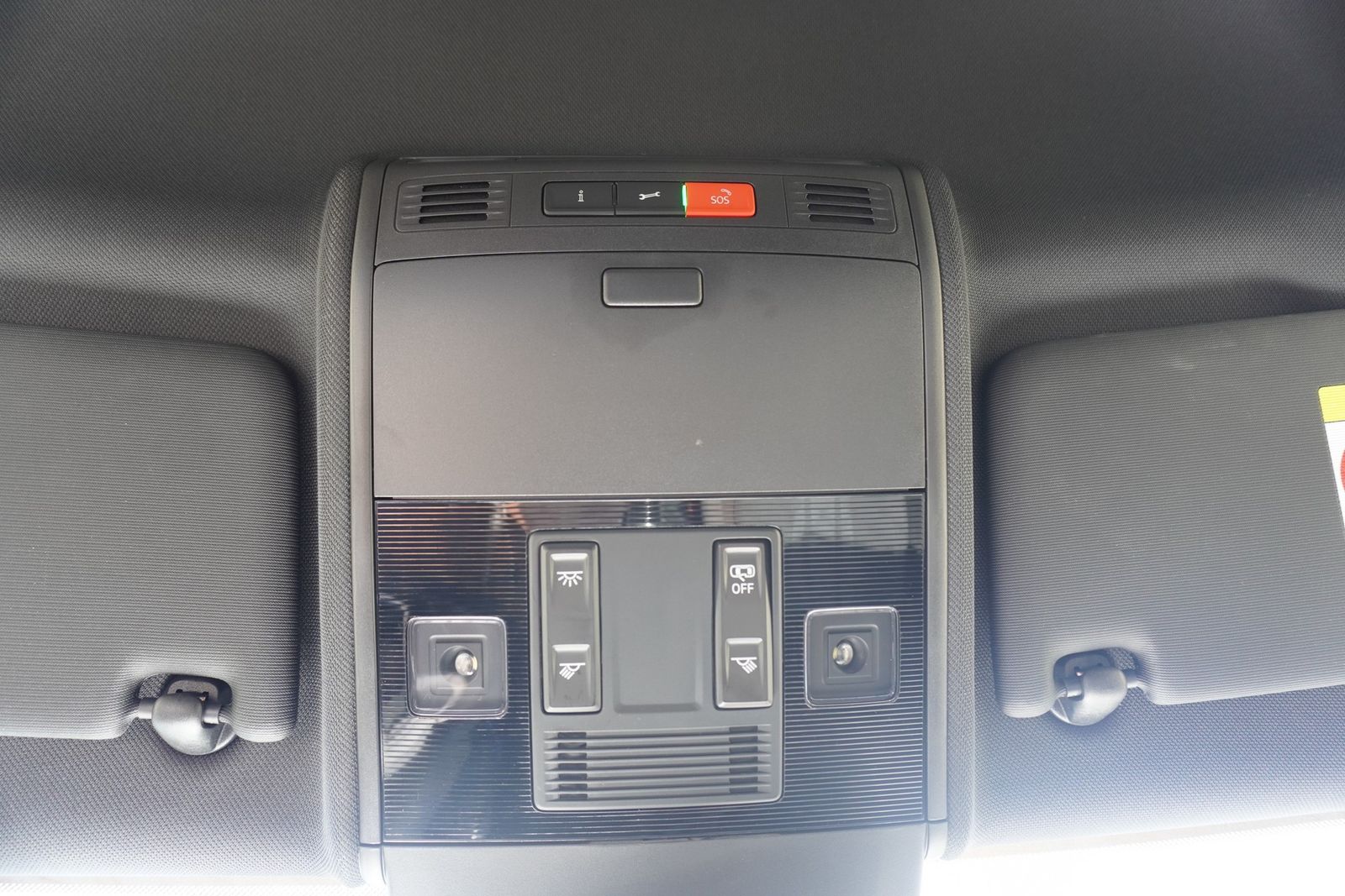 Volkswagen Taigo 1.0 TSI DSG R-Line - Samsaru's Car Outlet