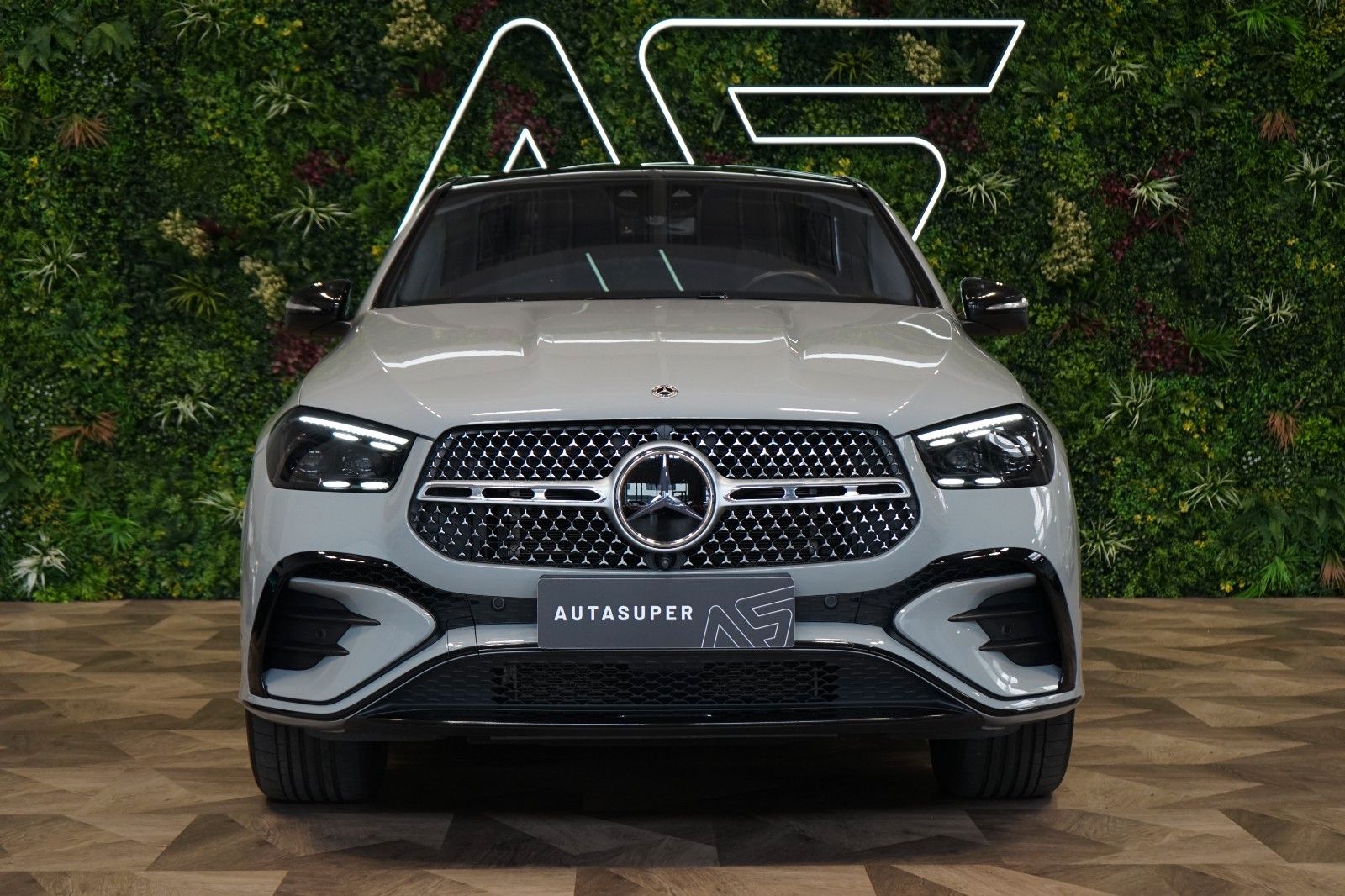 Mercedes-Benz GLE 450d*AMG*COUPÉ*AUX.HEAT*PANO*77.355€ NETTO