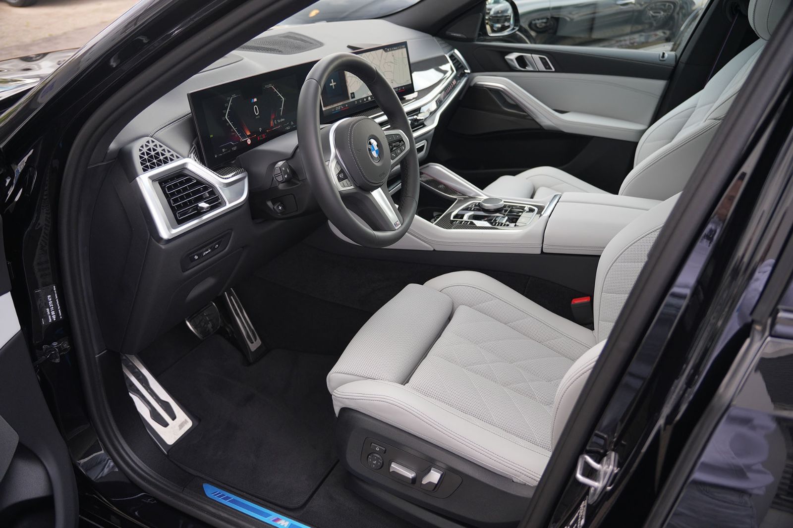 BMW X6 xDrive30d M SPORT PRO - Samsaru's Car Outlet