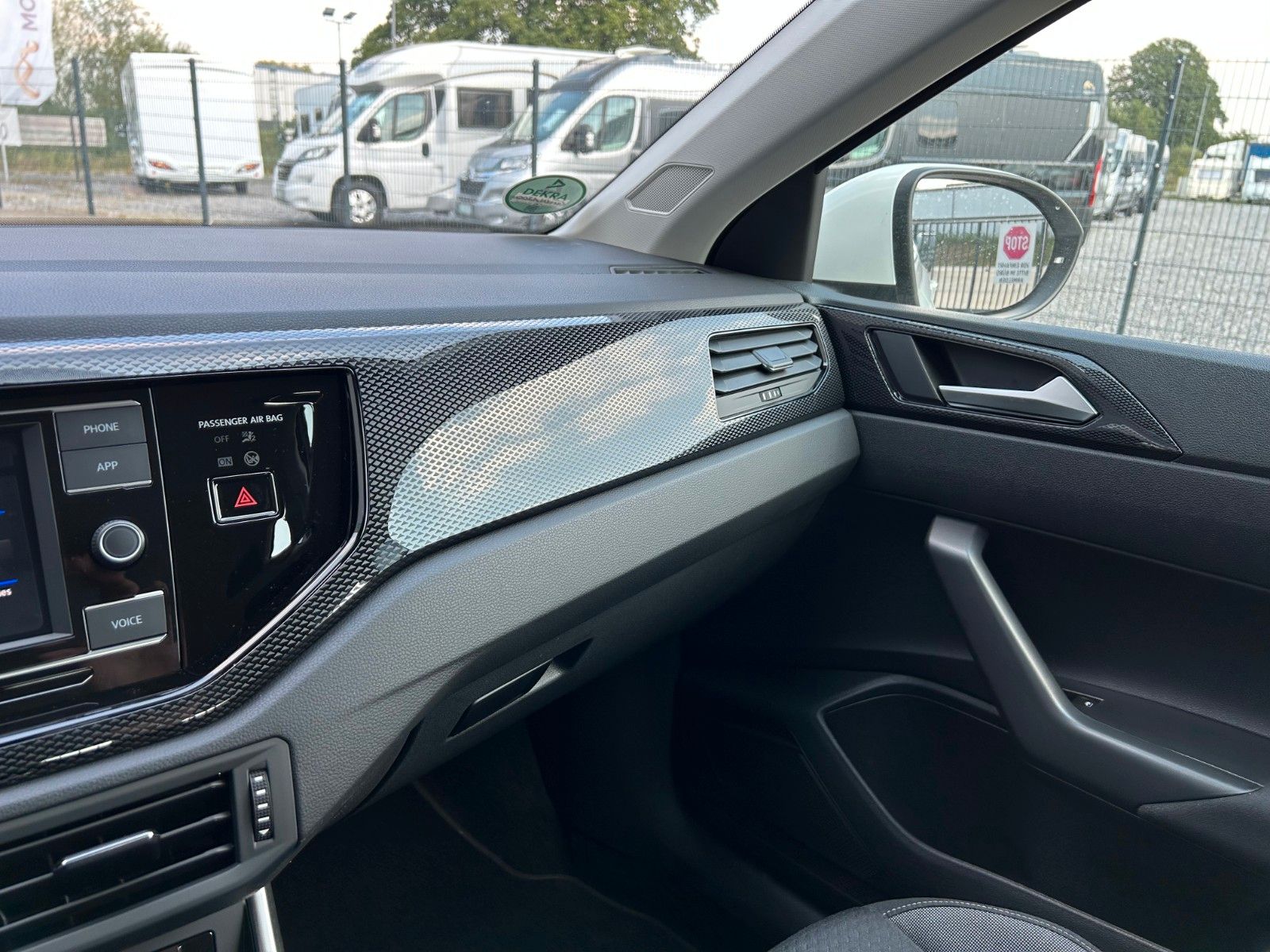 Volkswagen Taigo Life 1.0 TSI - Samsaru's Car Outlet