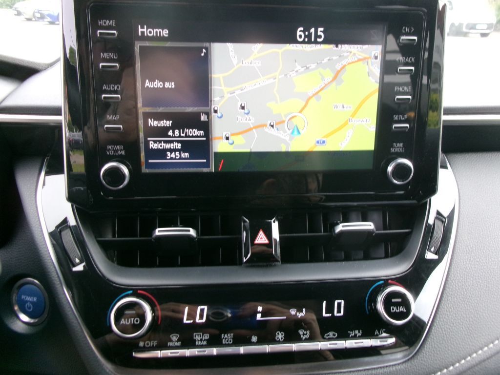 Toyota Corolla 1.8 Hybrid TS Comfort - Samsaru's Car Outlet