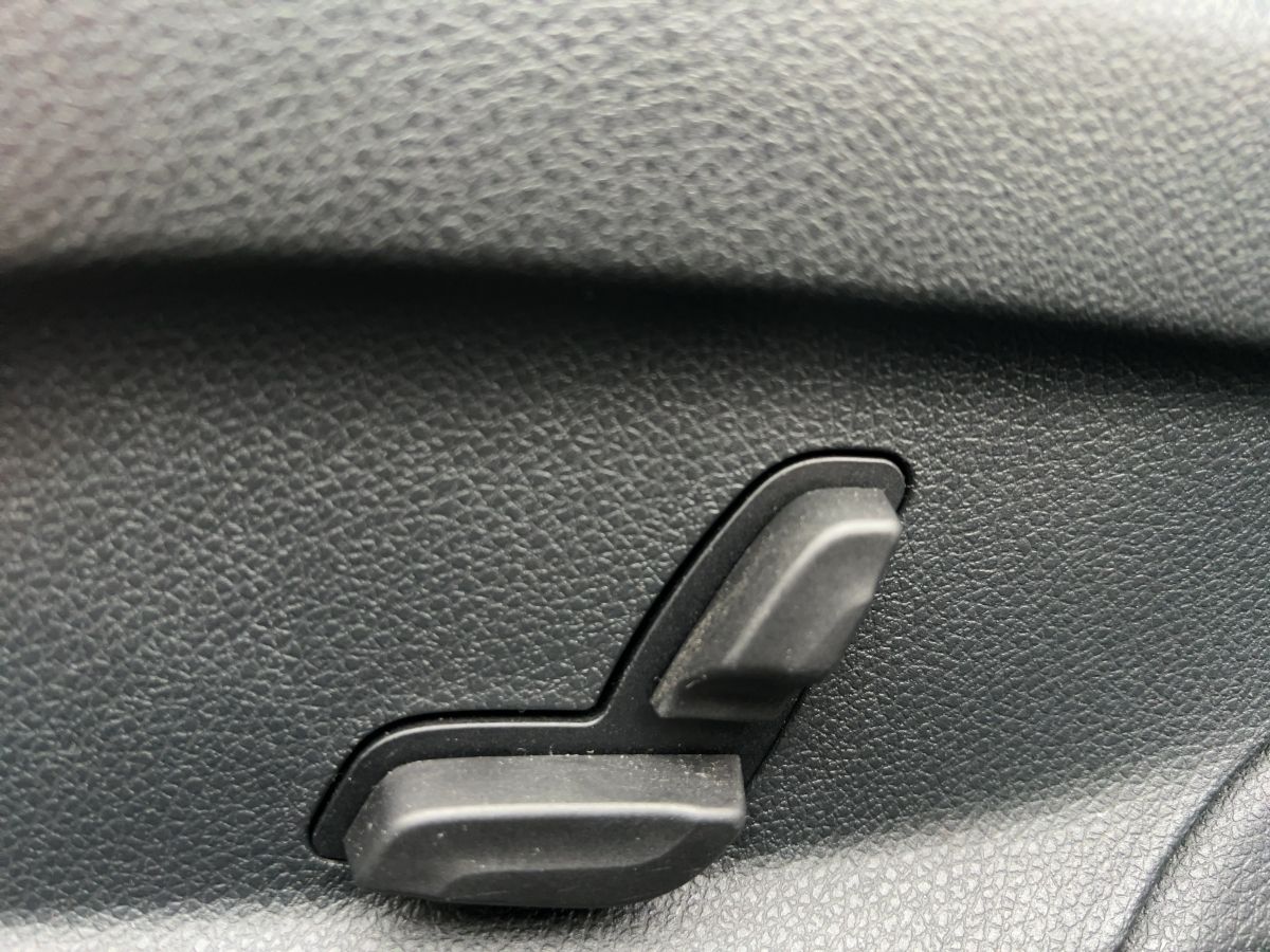 Mercedes-Benz C 300 de AMG Line - Samsaru's Car Outlet