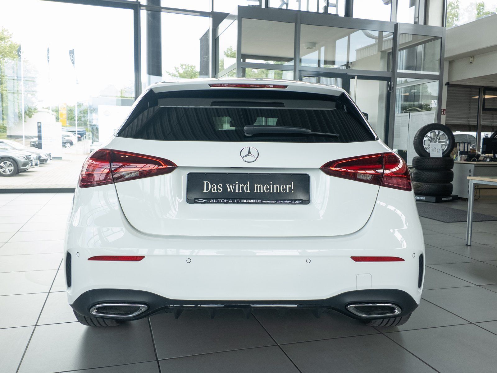 Mercedes-Benz A180 AMG Advanced - Samsaru's Car Outlet