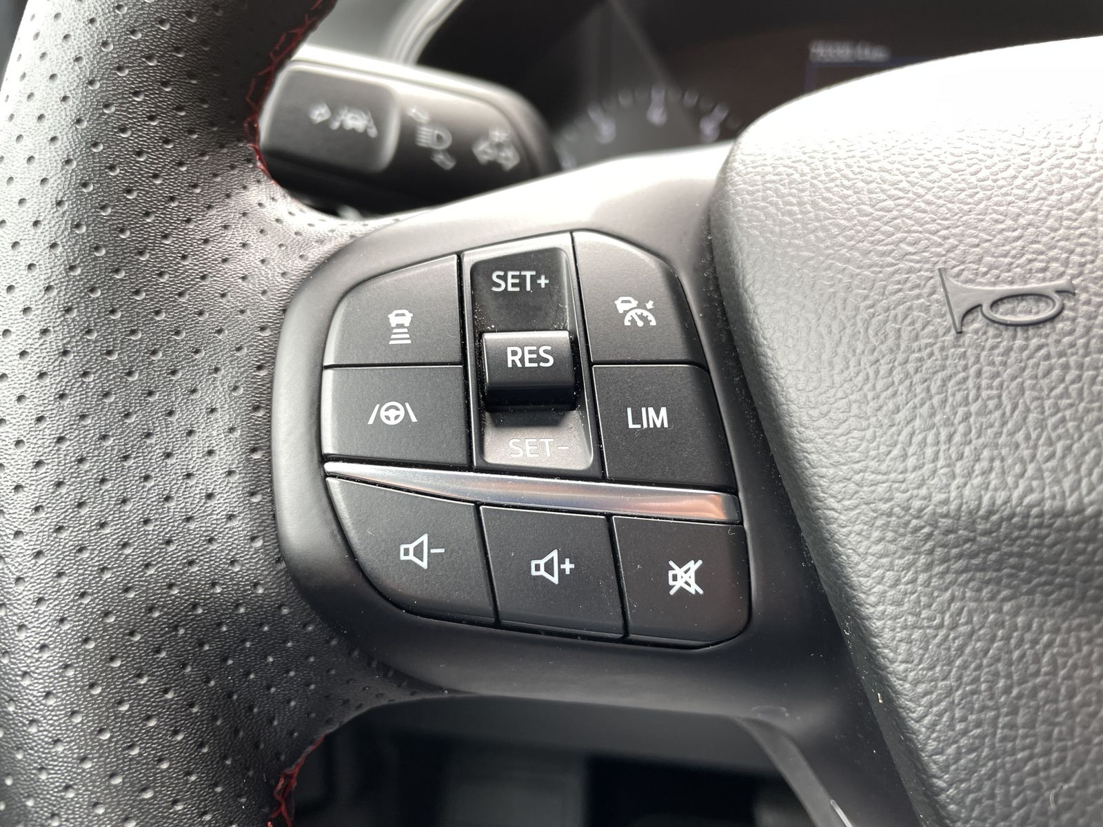 Ford Focus MHEV ST-Line*ACC*Kamera*Sitzhzg*Automatik