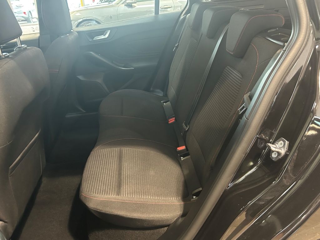 Ford Focus Turnier ST-Line+Automatik+LED+Kamera+4.J G
