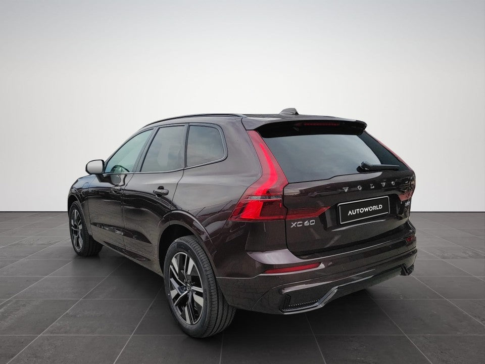 Volvo XC 60 Volvo XC60 Plus Dark T6 AT8 eAWD