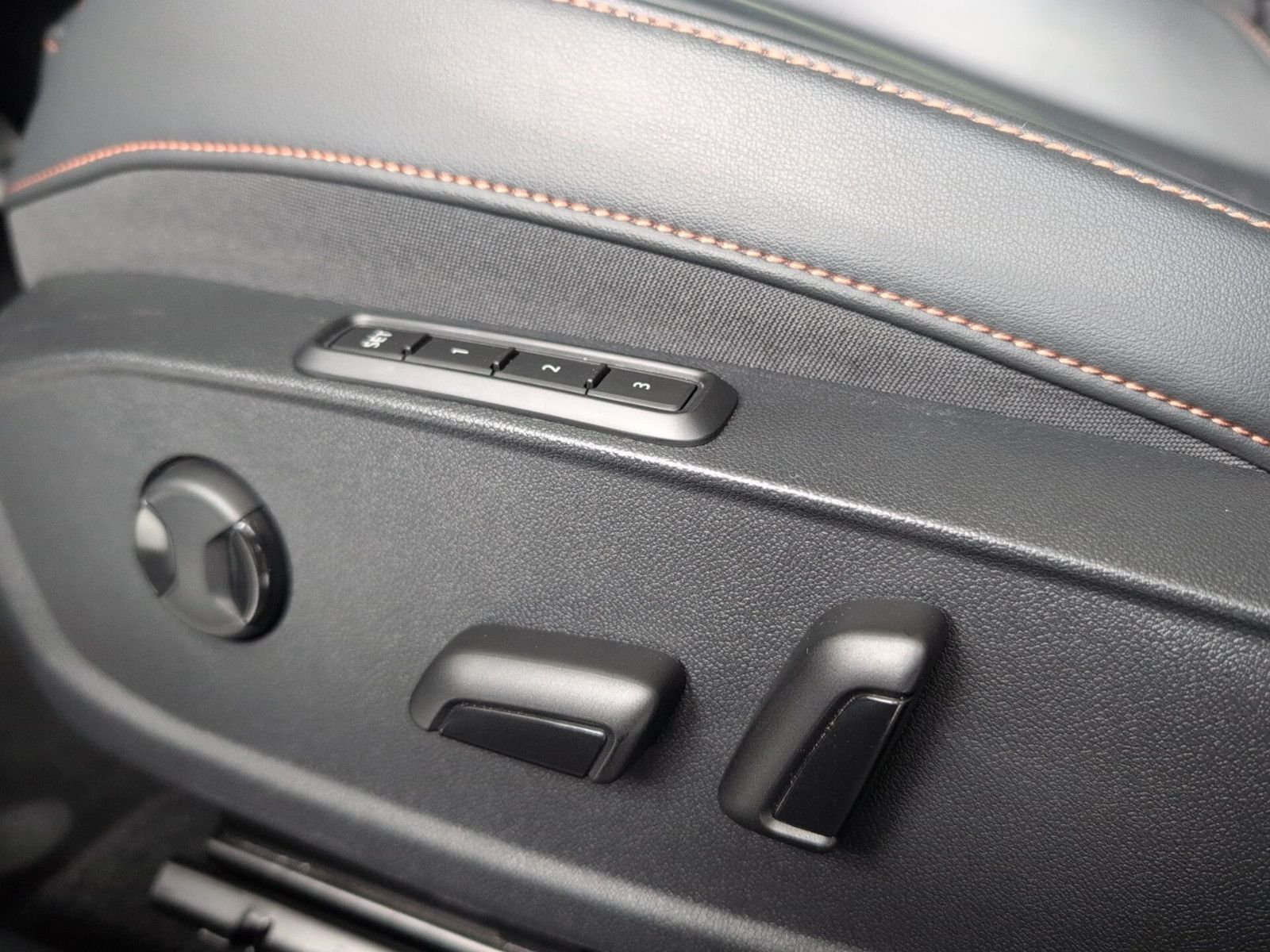 Cupra Formentor 1.4 VZ e-HYBRID Pano/AHK/XL/LEDER/COPP