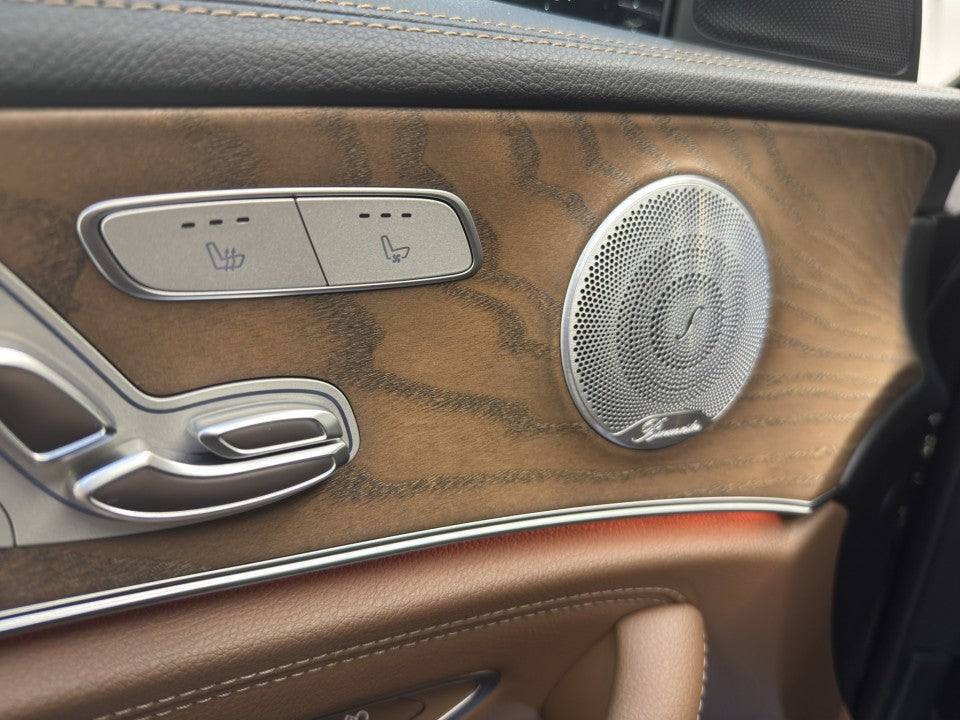 Mercedes-Benz E 300 de 4Matic Exclusive