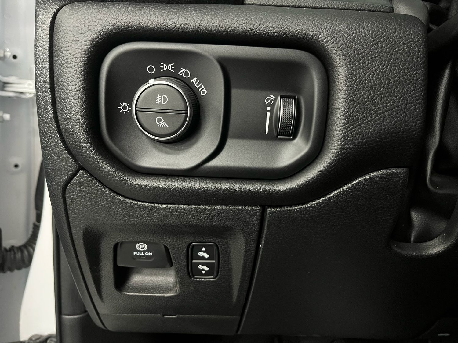 Dodge RAM 5,7l V8 *Longbed /AHK / SHZ/ 4x4*