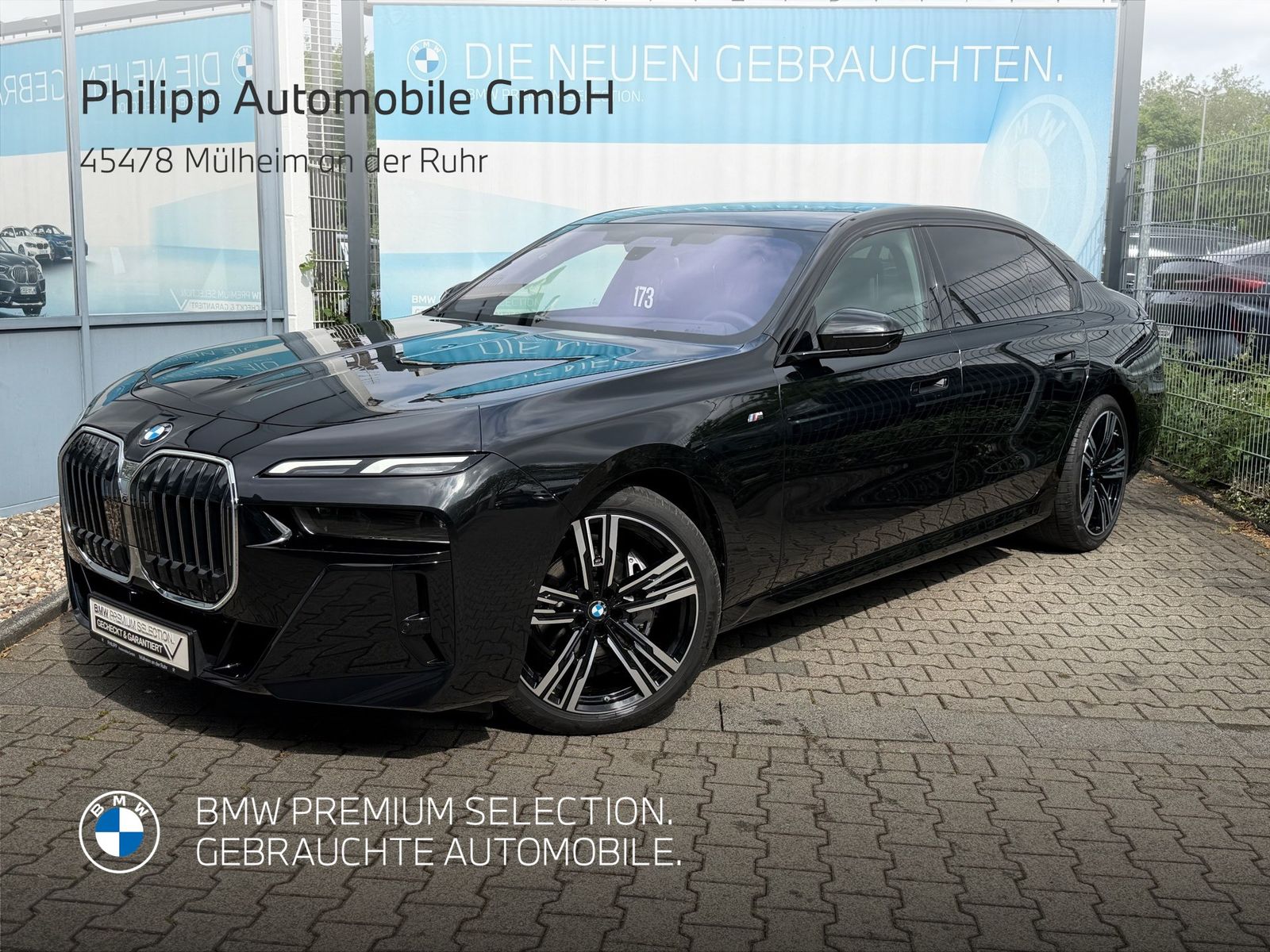 BMW 740d xDrive M Sport PanoSky StHzg B&W Autobahnas