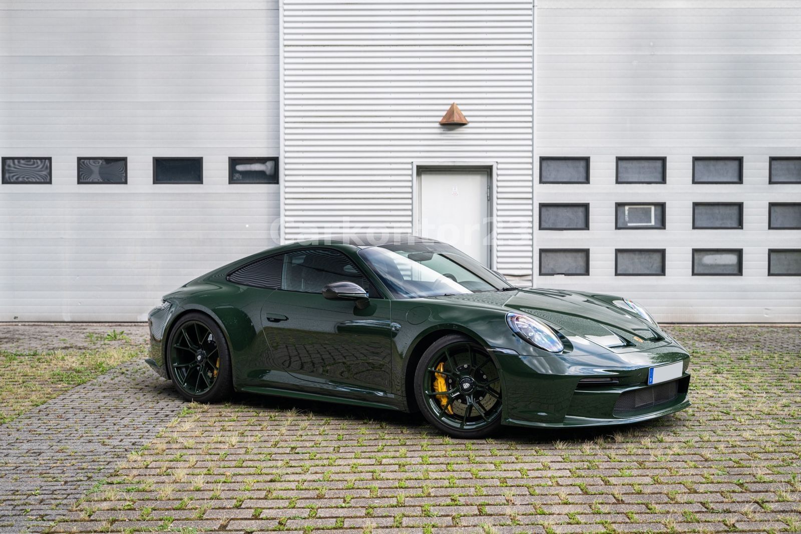 Porsche 992 GT3 Touring - Samsaru's Car Outlet