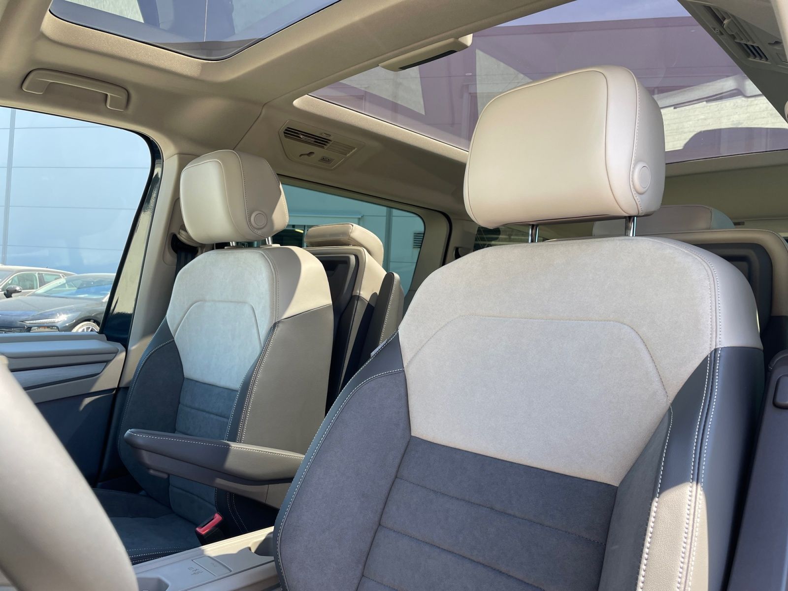 Volkswagen T7 Multivan LR eHybrid OPF Life 4motion DSG DCP