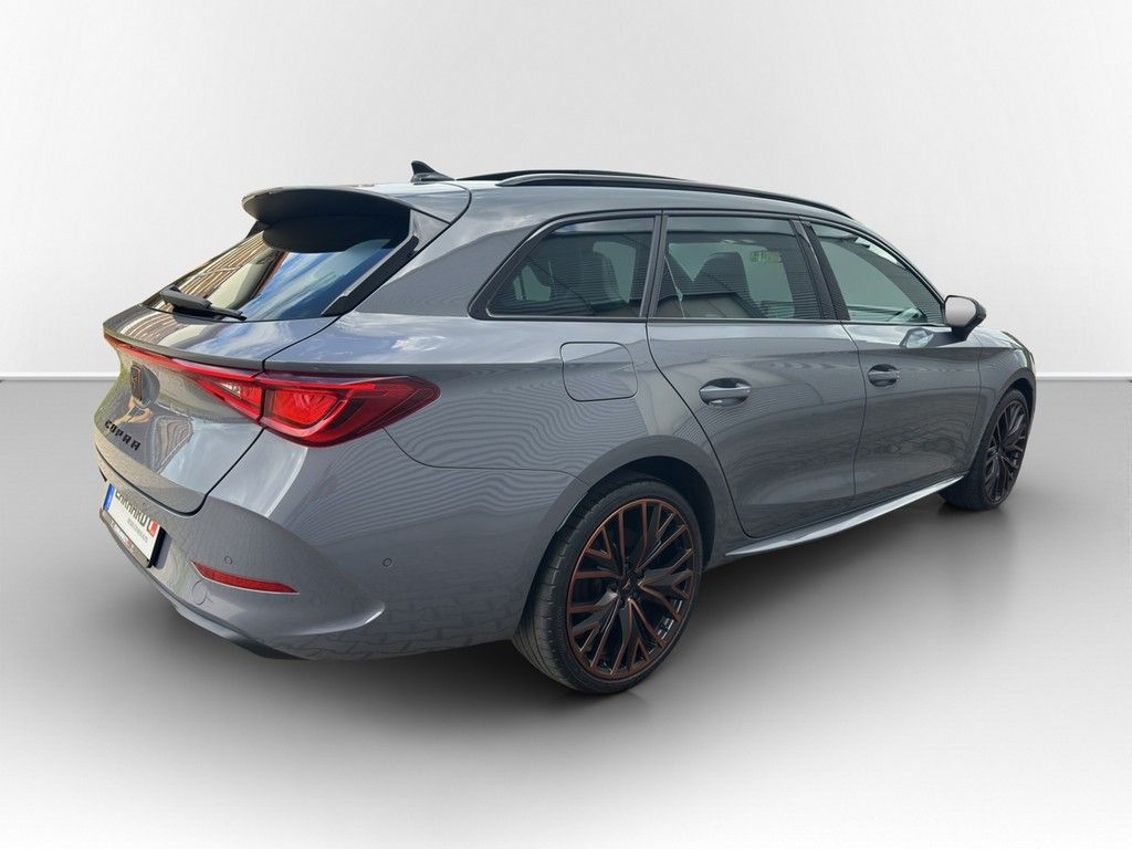 Cupra Leon Sportstourer e-Hybrid VZ - Samsaru's Car Outlet