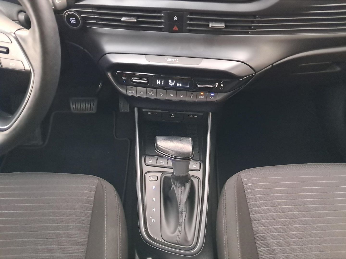 Hyundai i20 1.0 T-GDI Automatik - Samsaru's Car Outlet