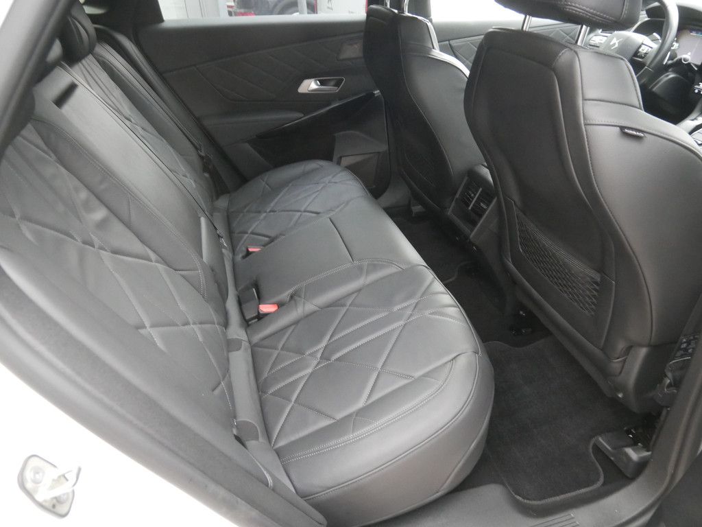 DS Automobiles DS 7 Crossback E-Tense Rivoli 4x4 AKTIVSITZE LED