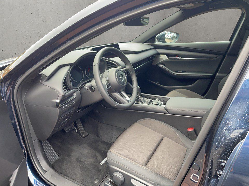 Mazda 3 EXCLUSIVE ++NAVI+MATRIX-LED+BOSE++