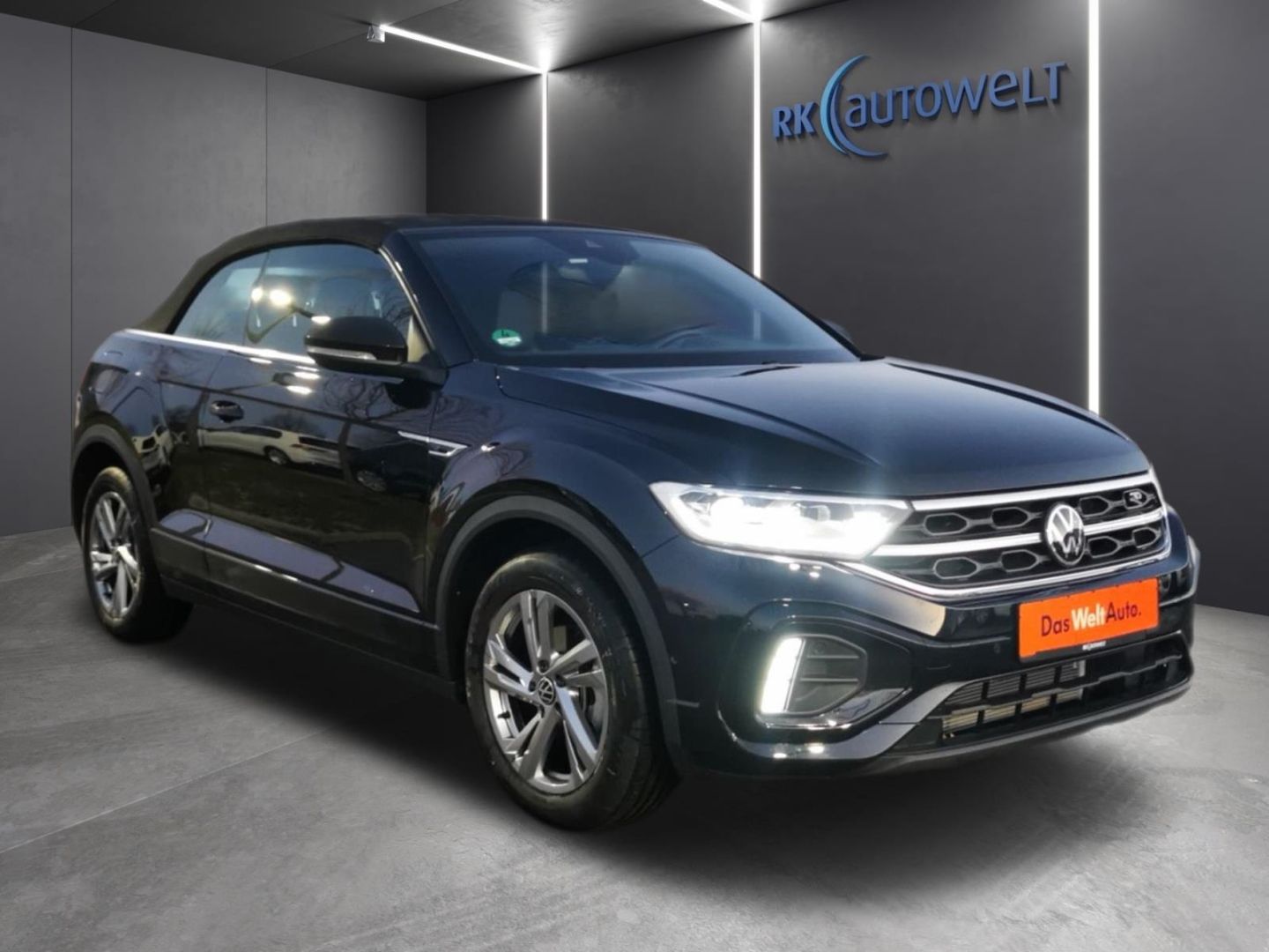 Volkswagen T-Roc R-Line - Samsaru's Car Outlet