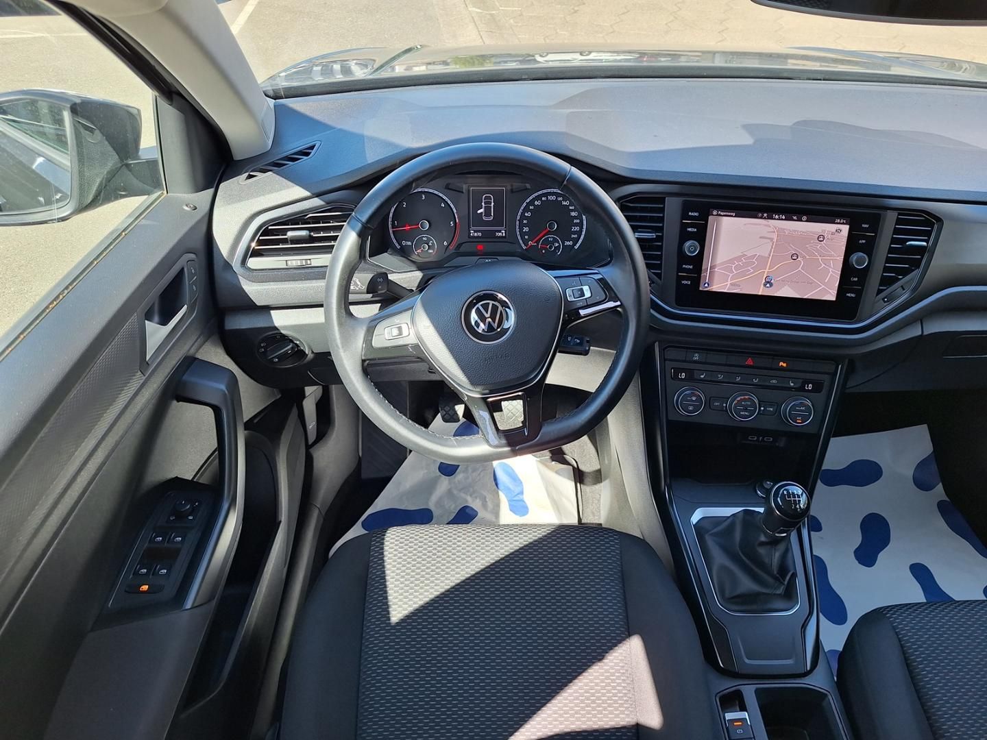 Volkswagen T-ROC 1.6 TDI - Samsaru's Car Outlet