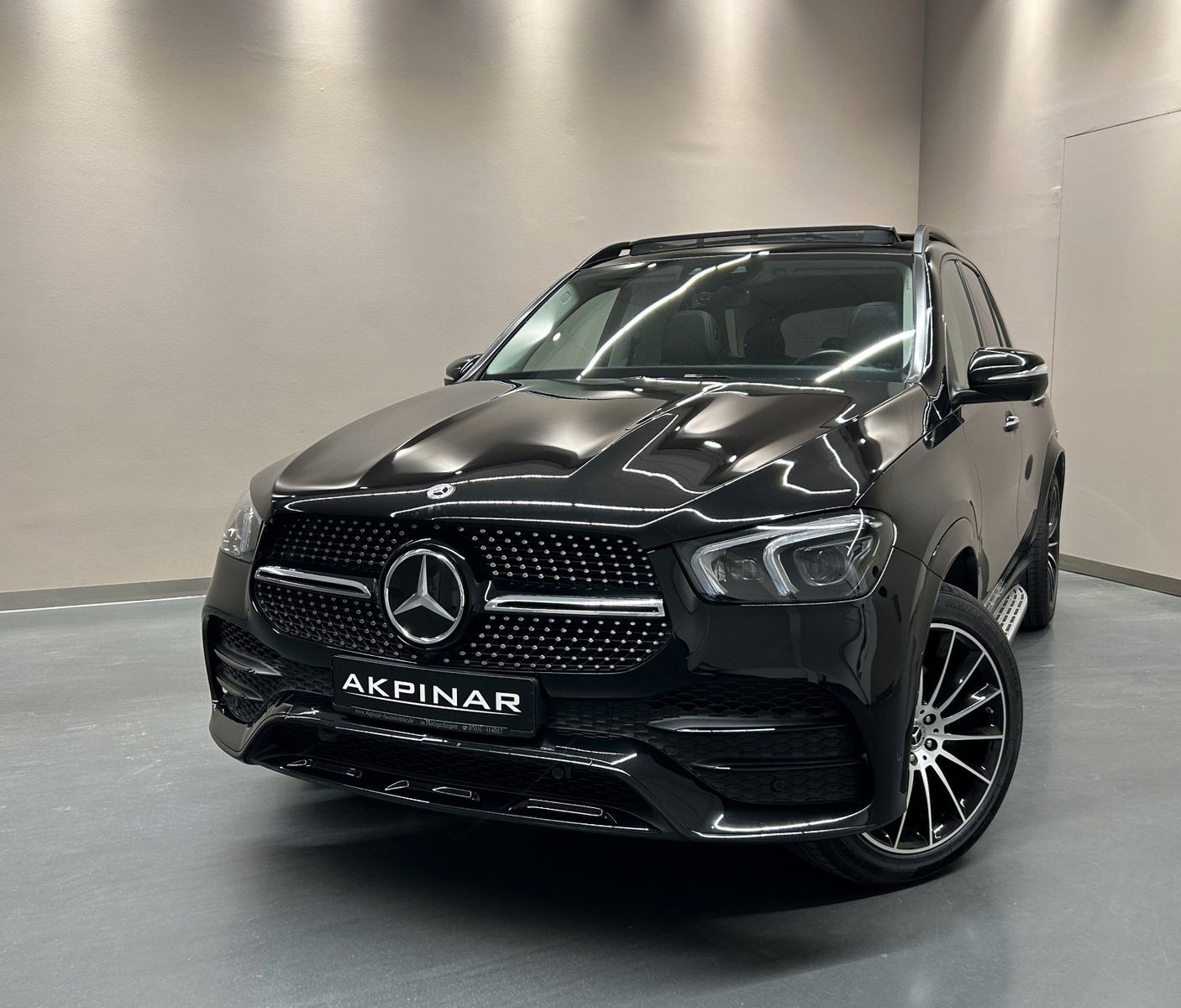 Mercedes-Benz GLE400 d 4M *AMG*NIGHT*PANO*STANDHZ*AHK*H-U*360*