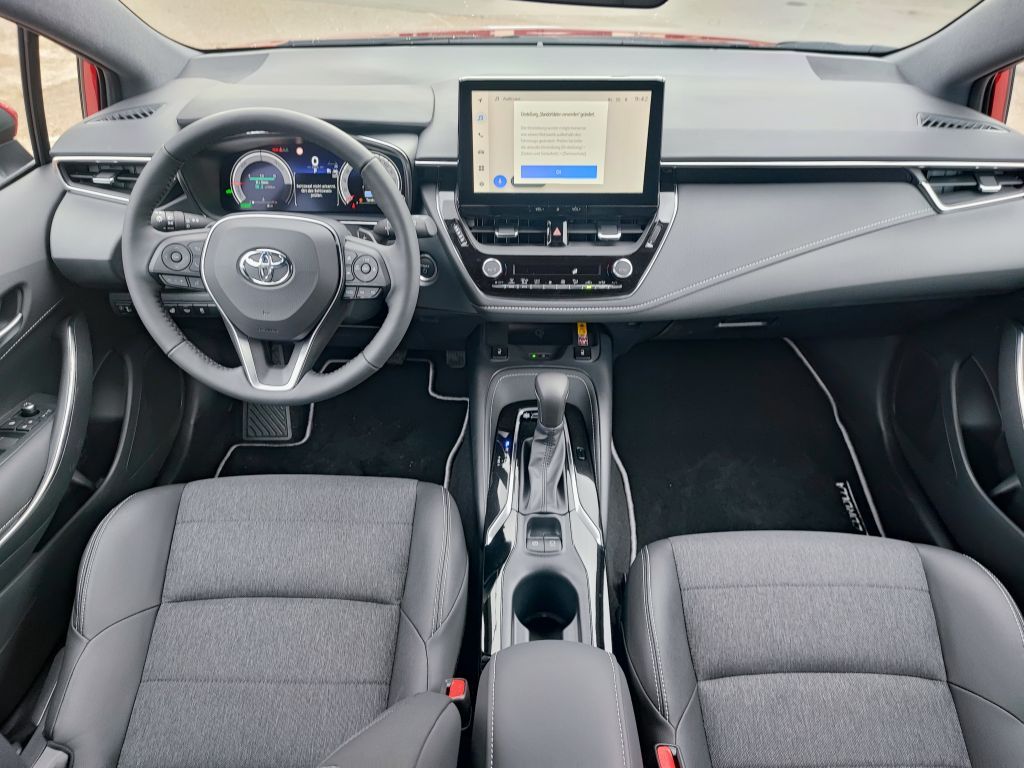 Toyota Corolla 2.0 Hybrid Touring Sports - Samsaru's Car Outlet