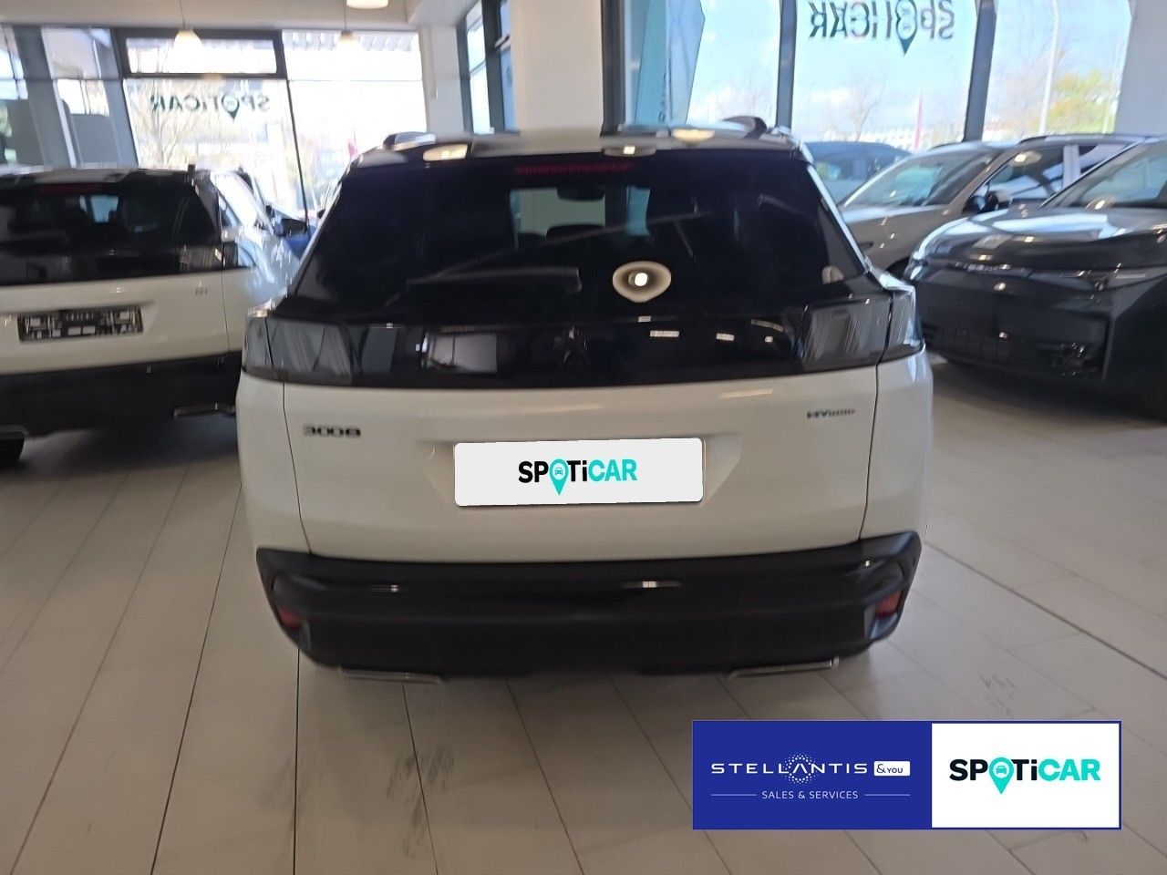 Peugeot 3008 Hybrid 225 GT PANODACH SHZ NAVI CAM