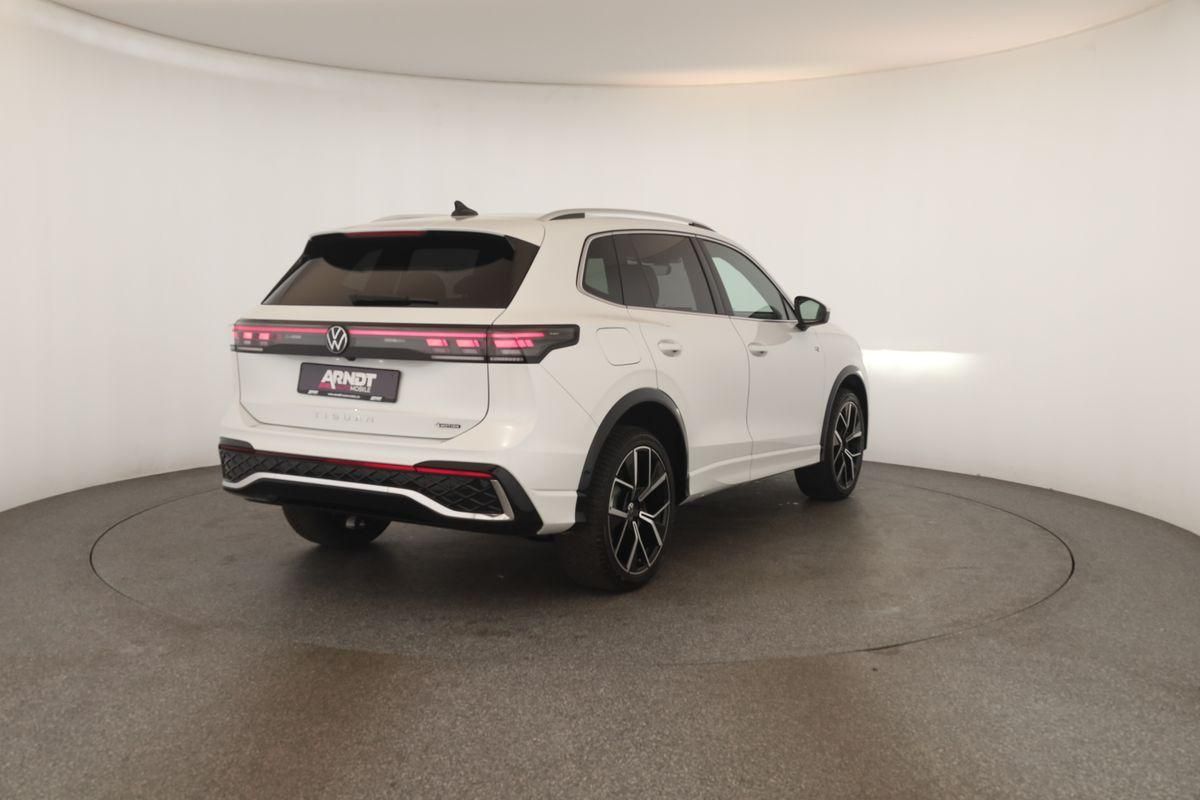 Volkswagen Tiguan 2.0 TDI 4M DSG R-Line Leder Pano Navi 360