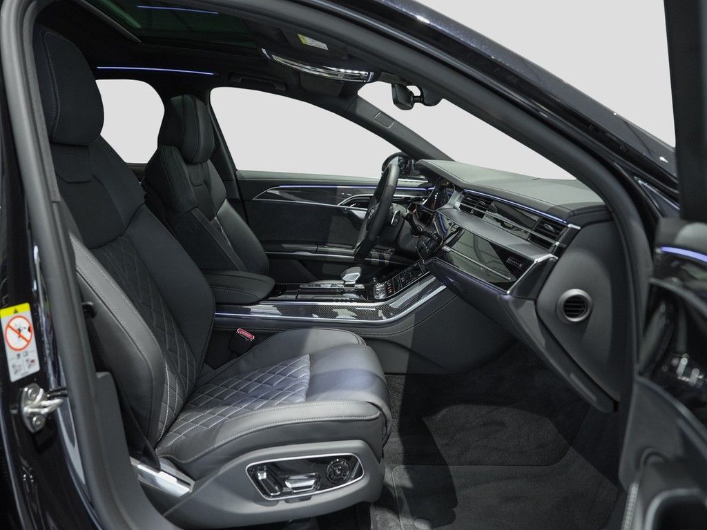 Audi A8 60 TFSIe quattro S line - Samsaru's Car Outlet