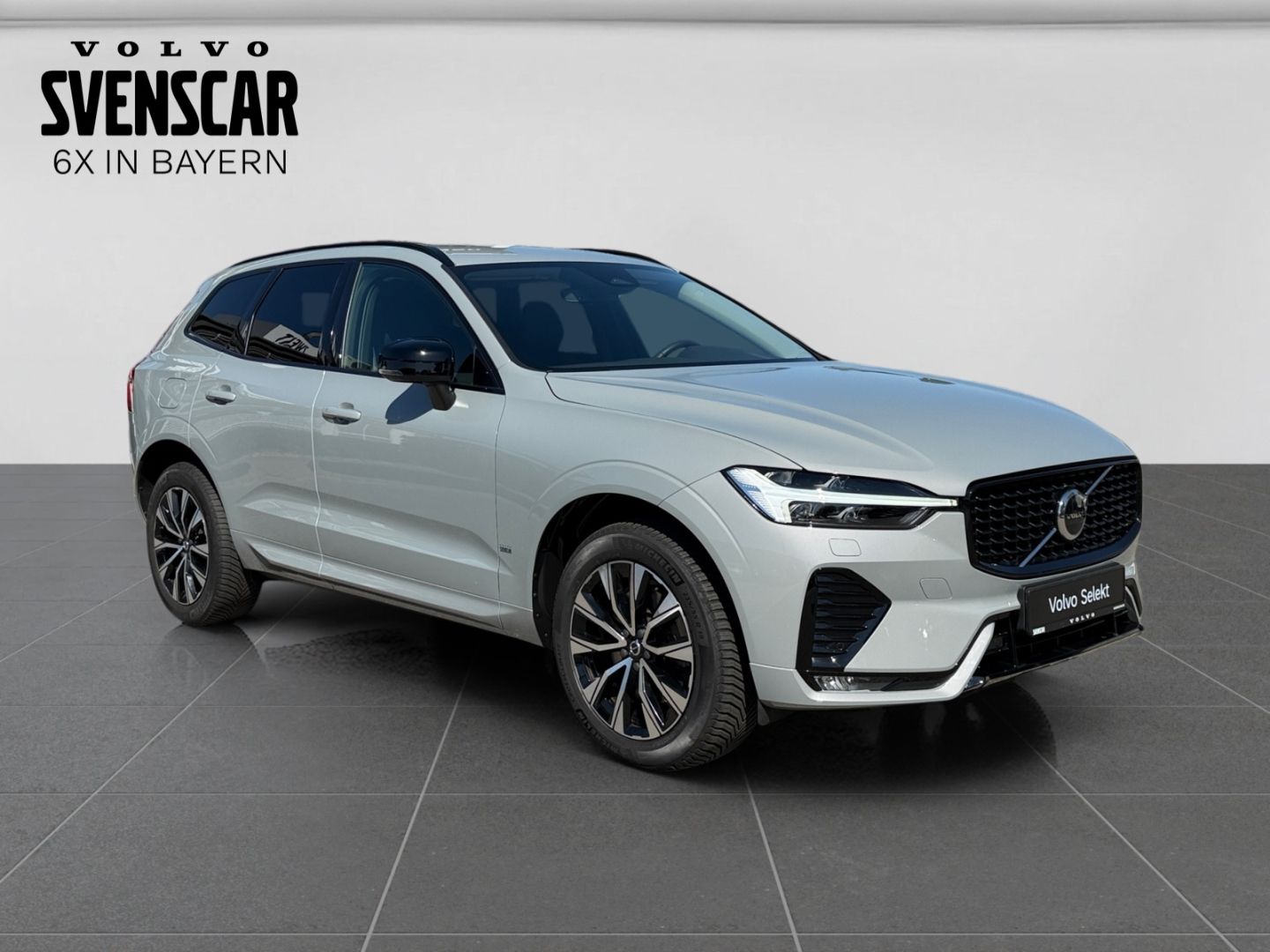 Volvo XC60 B4 Plus Dark Harman Kardon Memory Kurvenlic