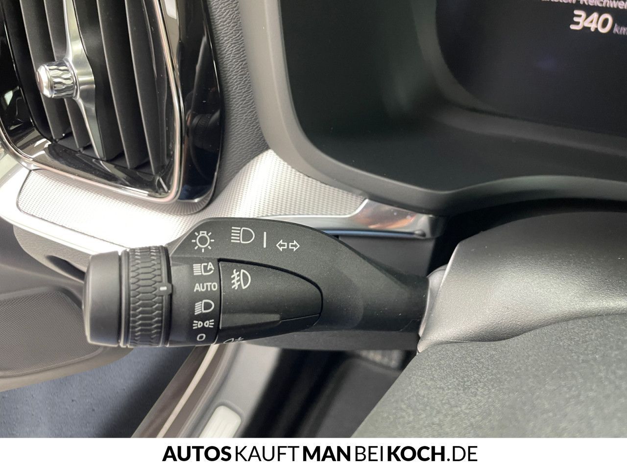 Volvo V60 T8 Plug-In AWD Plus Dark ACC H/K BLIS 360°