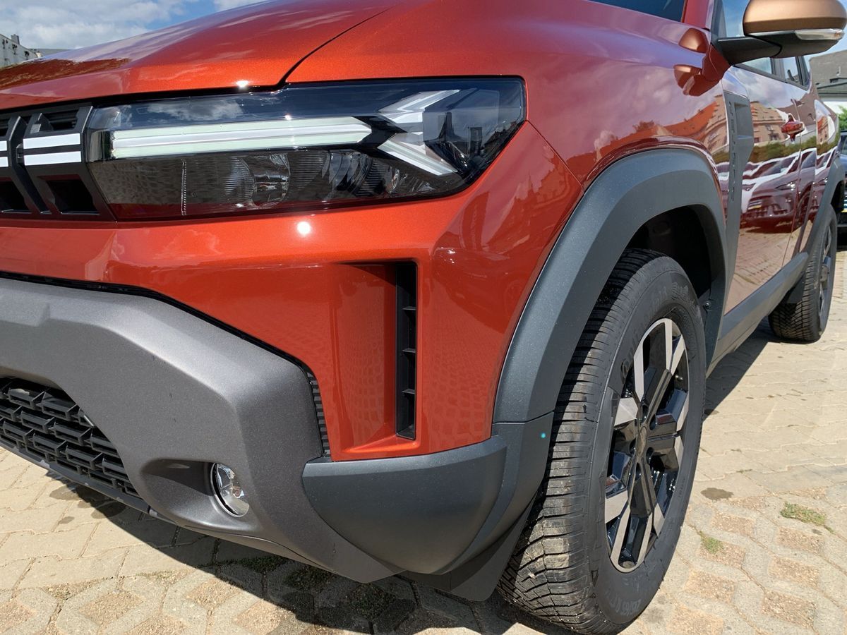 Dacia Duster TCe 130 4x4 Extreme - Samsaru's Car Outlet