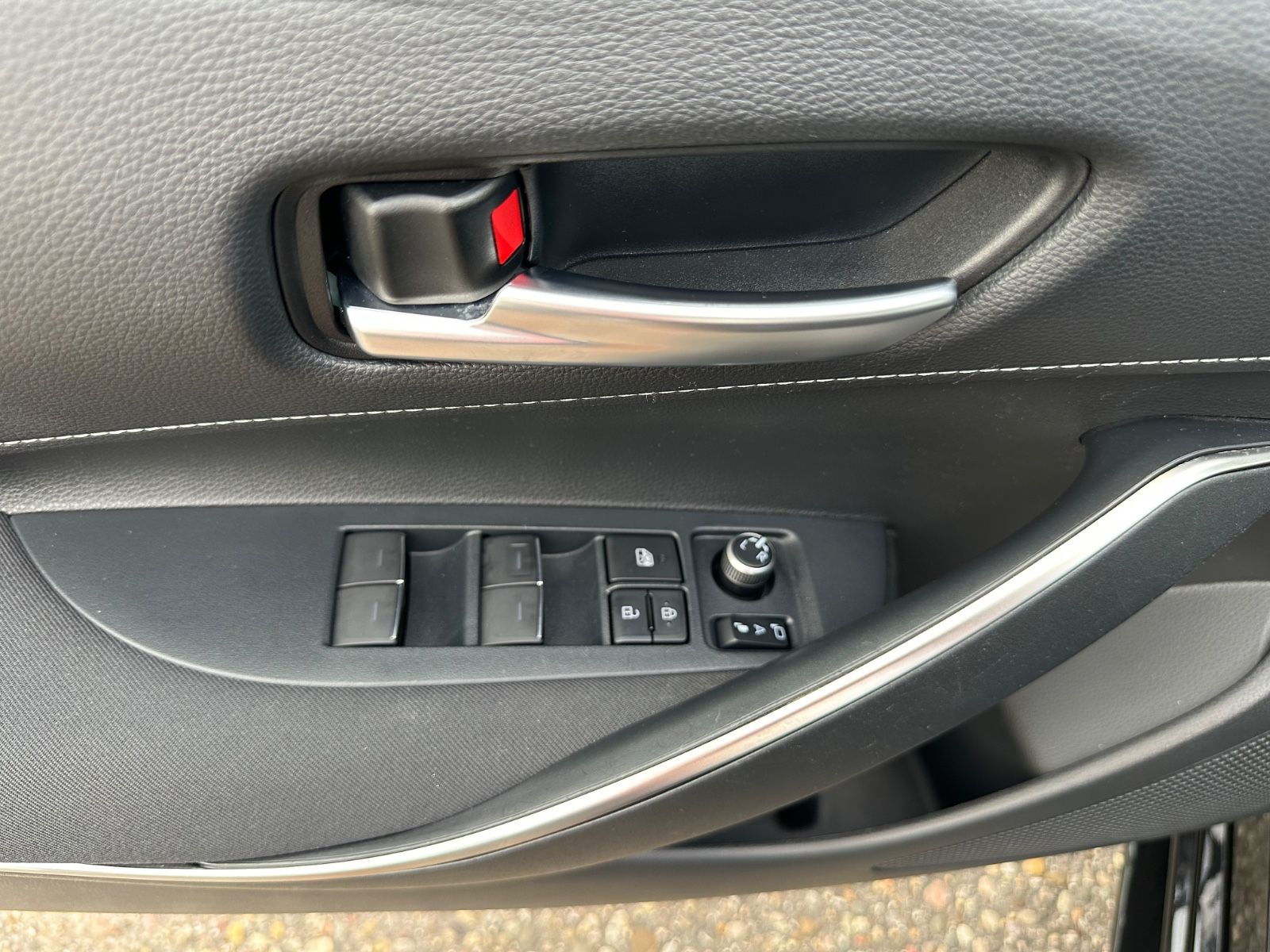 Toyota Corolla Touring Sports Hybrid - Samsaru's Car Outlet