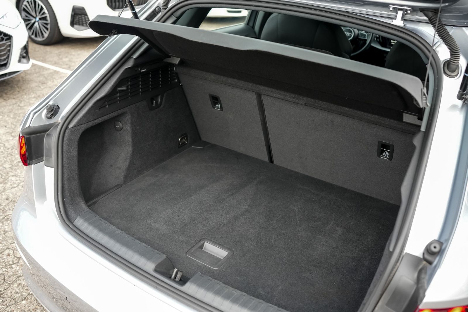 Audi A3 Sportback 35 TFSI advanced - Samsaru's Car Outlet