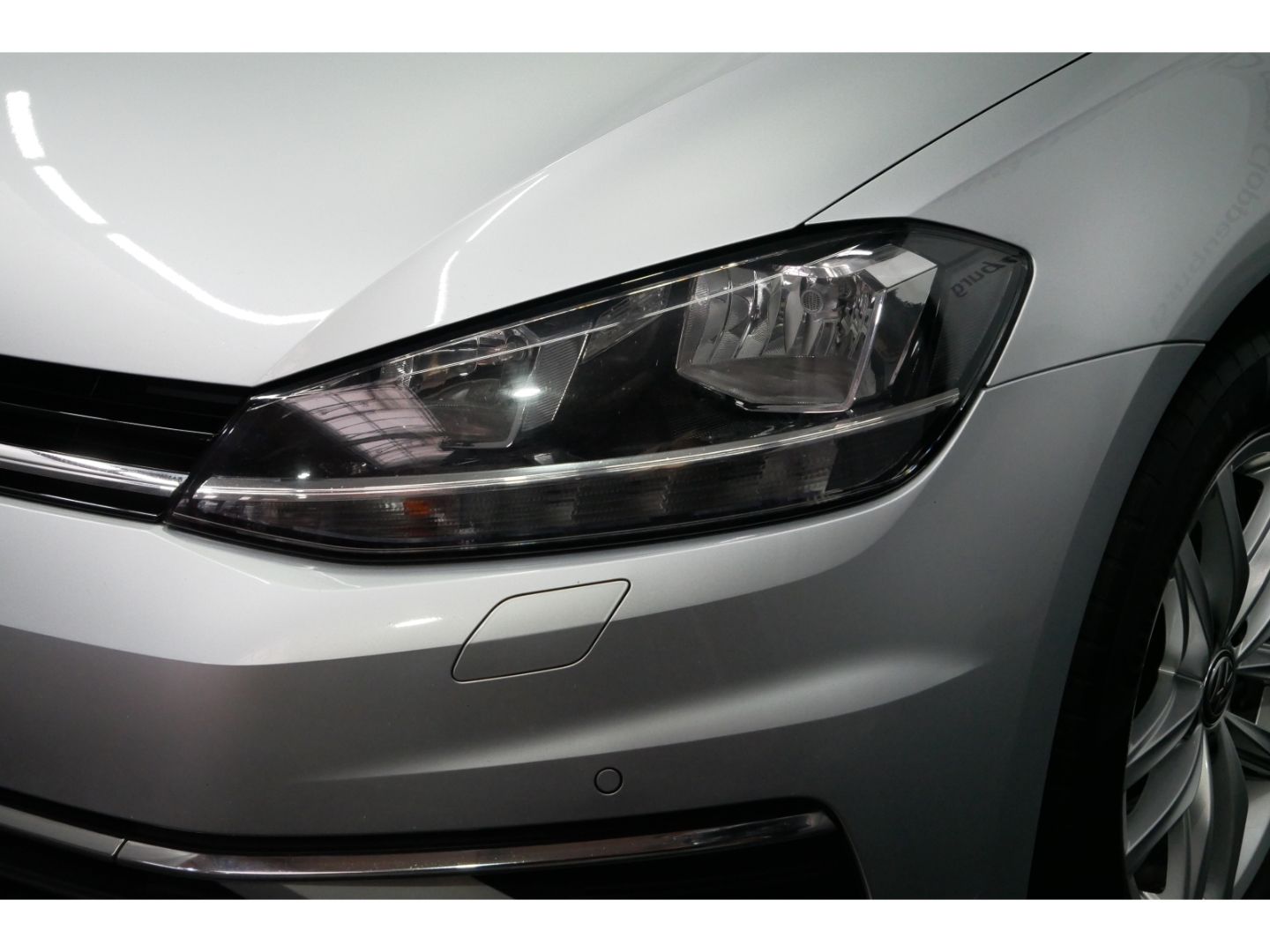 Volkswagen Golf Variant Comfortline 2.0 TDI - Samsaru's Car Outlet