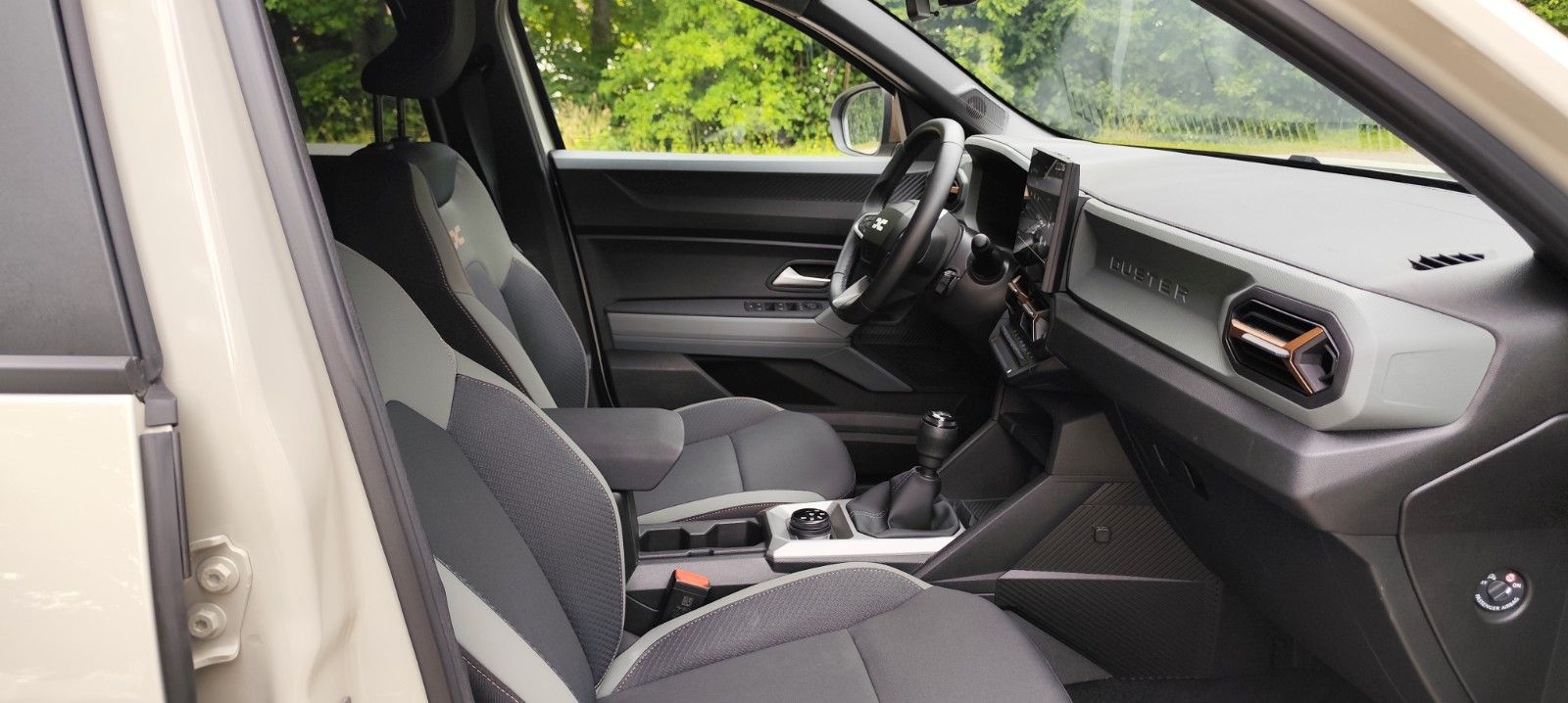 Dacia Duster TCe 130 4x4 Extreme - Samsaru's Car Outlet