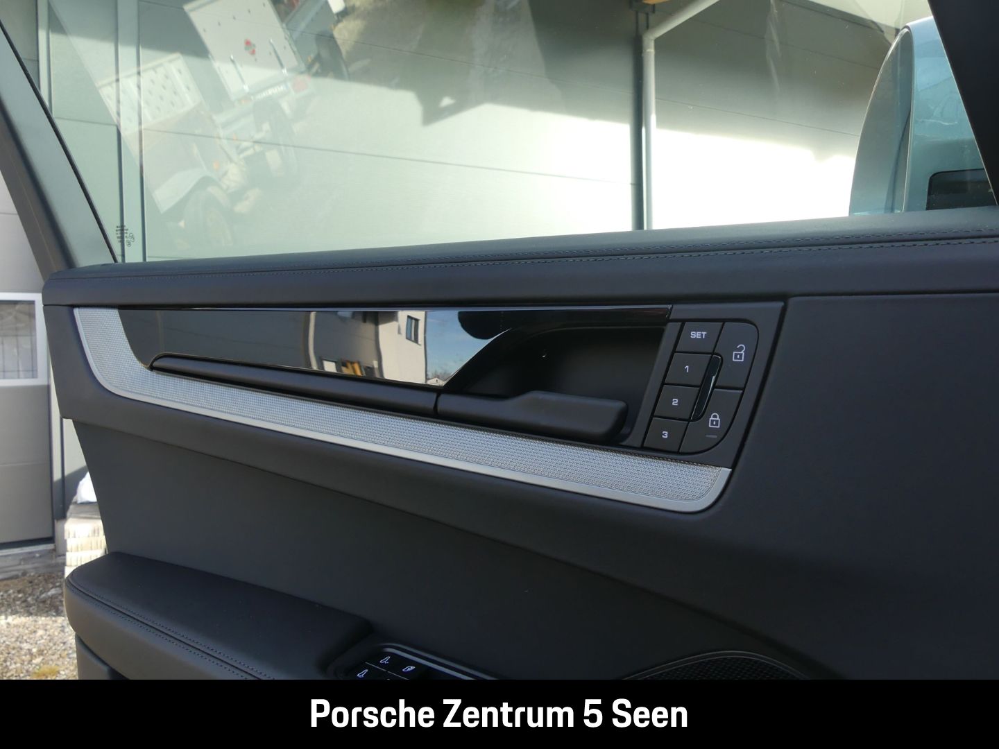 Porsche Cayenne PANO, 14-WEGE, 21-ZOLL, PRIVACY, BOSE