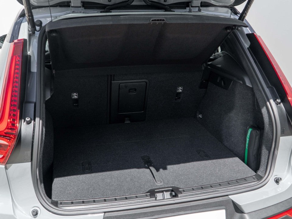 Volvo XC 40 Garantie producator / Rate / Leasing / Credit / Buyback