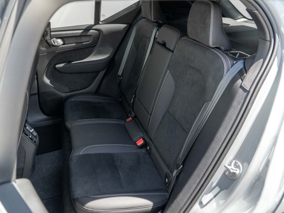 Volvo XC 40 Garantie producator / Rate / Leasing / Credit / Buyback