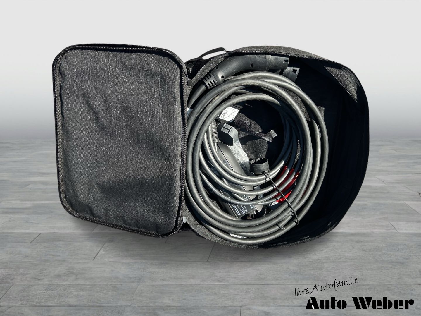 Audi A6 50TFSIe quattro S-line - Samsaru's Car Outlet