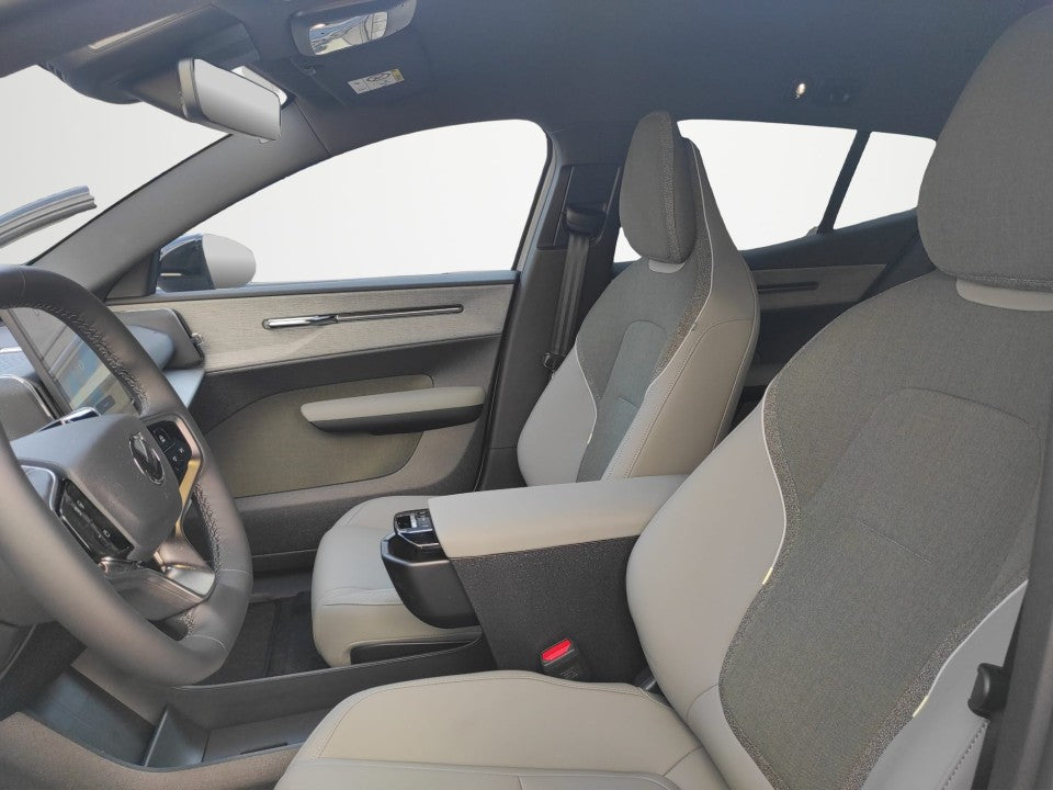 Volvo EX30 Plus Twin Motor AWD