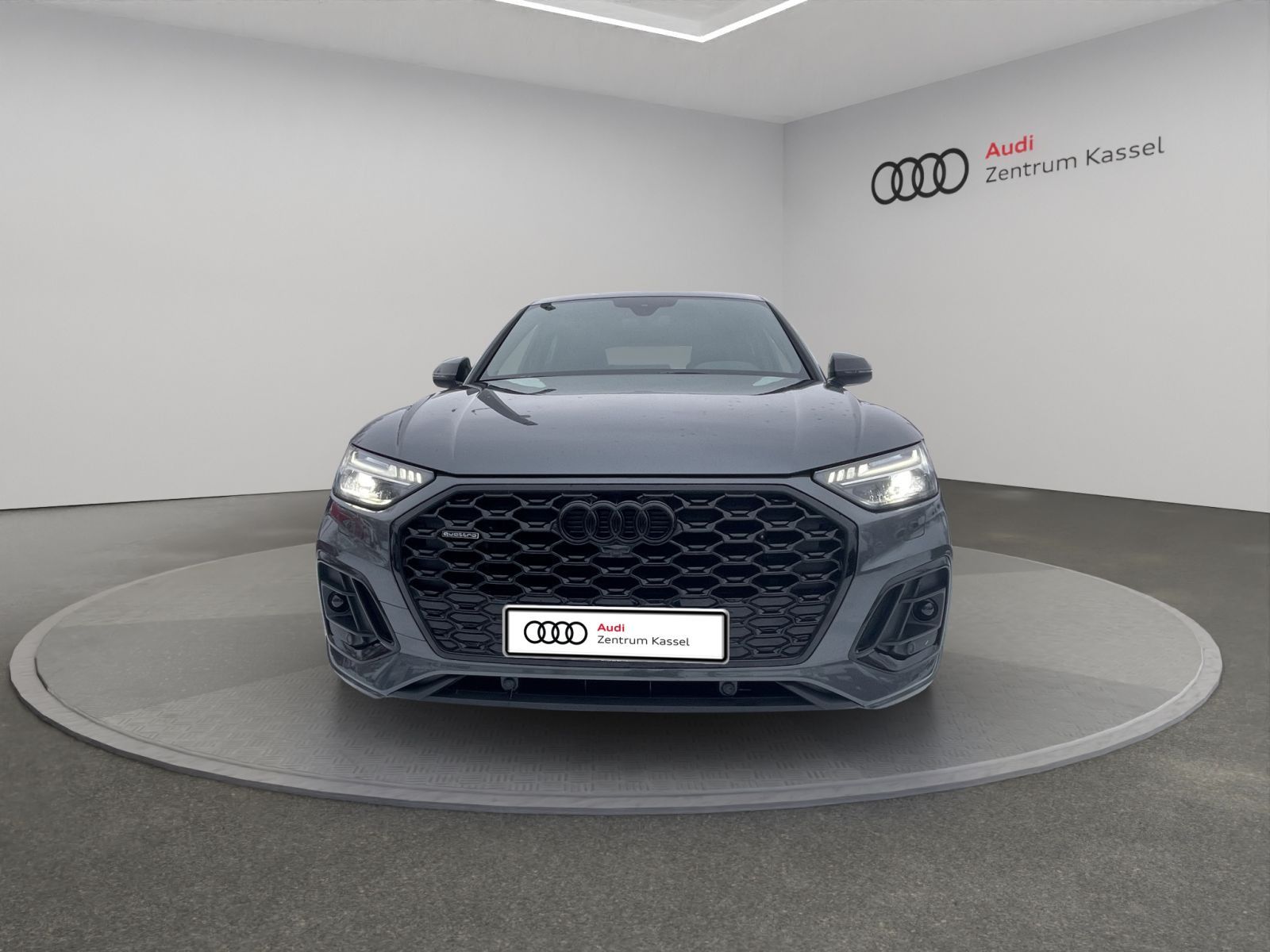 Audi Q5 SB 40 TDI qu. S line Matrix B&O Pano Kamera
